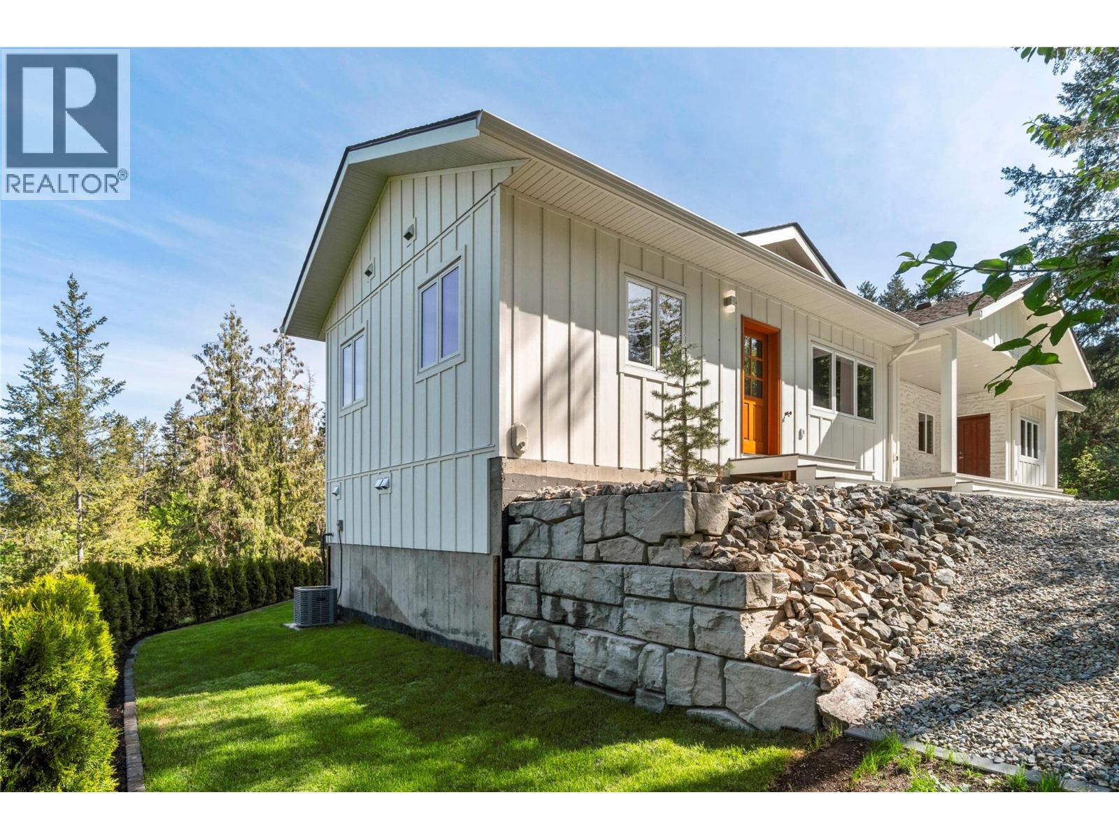 633 9 Street Se, Salmon Arm, British Columbia  V1E 2C2 - Photo 76 - 10387206