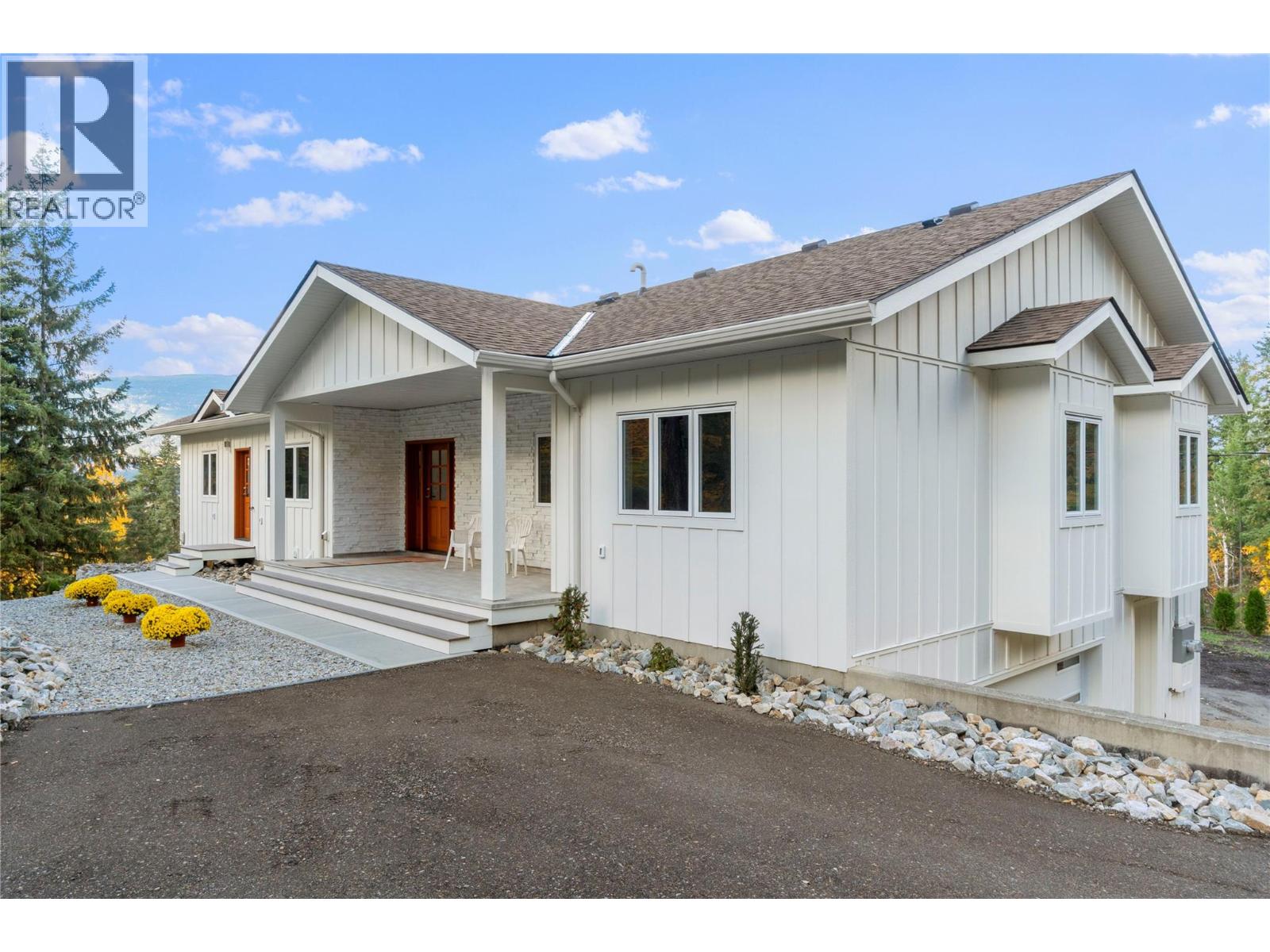 633 9 Street Se, Salmon Arm, British Columbia  V1E 2C2 - Photo 9 - 10387206