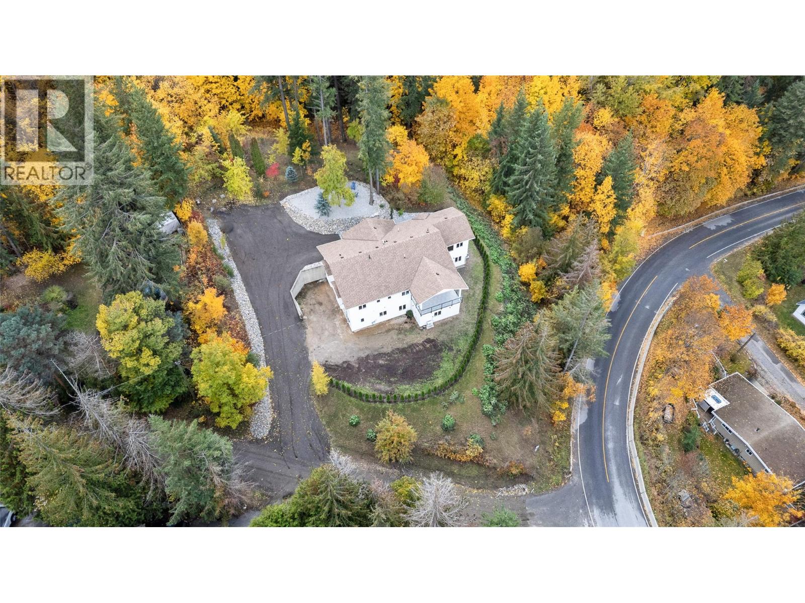 633 9 Street Se, Salmon Arm, British Columbia  V1E 2C2 - Photo 99 - 10387206