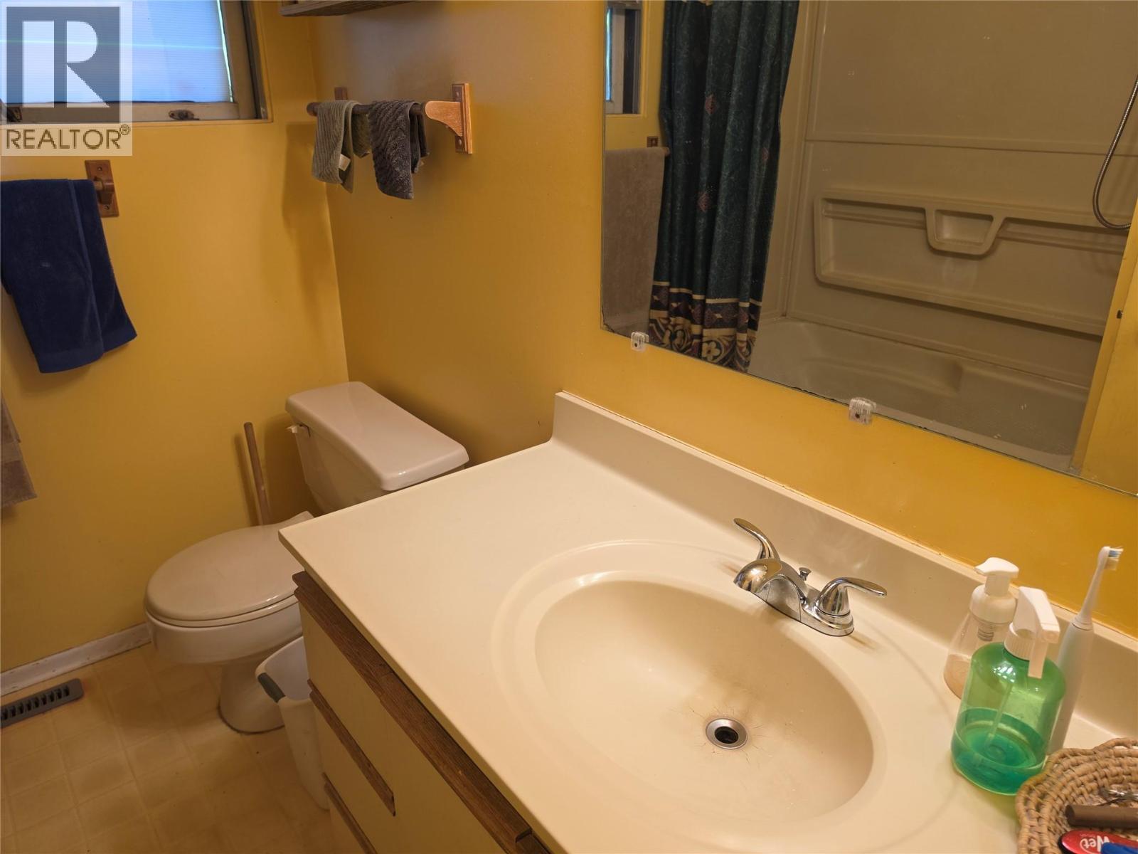 506 Delbruck Street, Nelson, British Columbia  V1L 5L6 - Photo 24 - 10386599