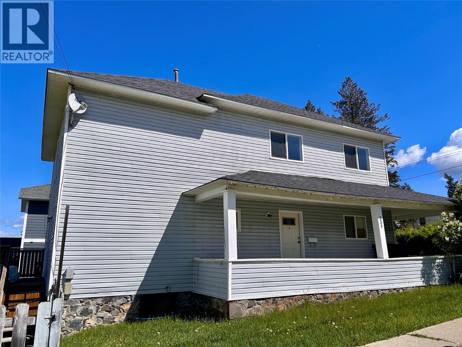 235 10th Avenue S, Cranbrook, British Columbia  V1C 2N3 - Photo 2 - 10387305