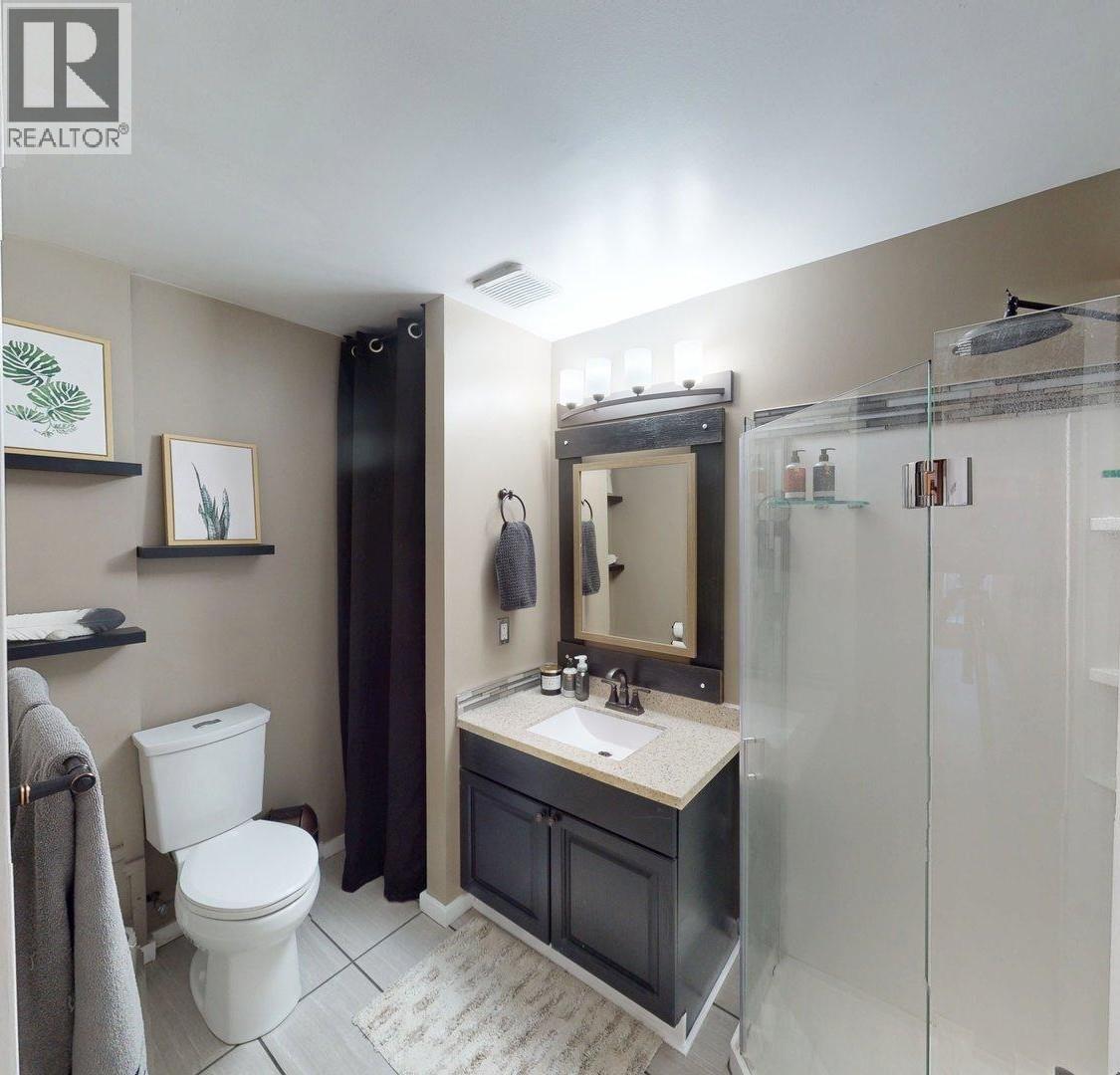 28 Cassiar Drive, Elkford, British Columbia  V0B 1H0 - Photo 13 - 10386214