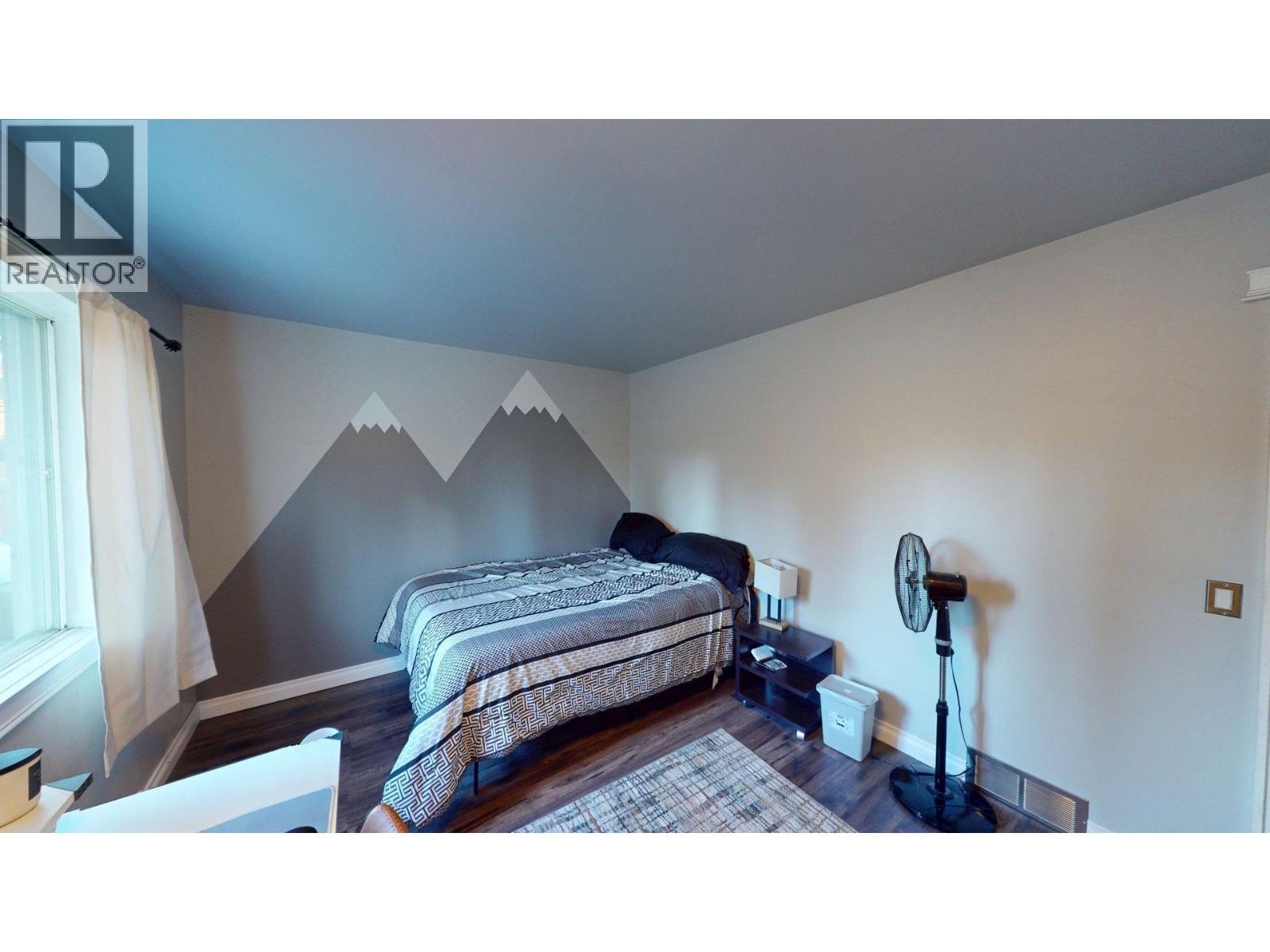 28 Cassiar Drive, Elkford, British Columbia  V0B 1H0 - Photo 20 - 10386214