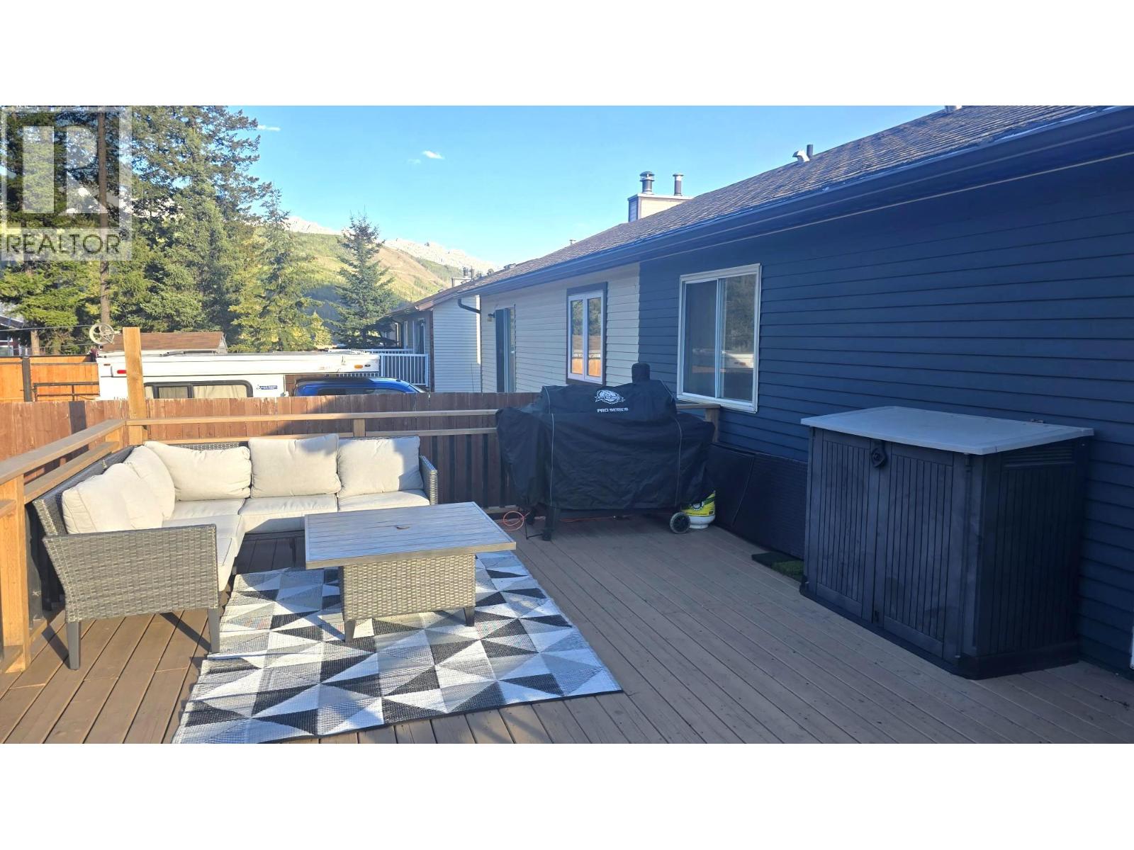 28 Cassiar Drive, Elkford, British Columbia  V0B 1H0 - Photo 30 - 10386214