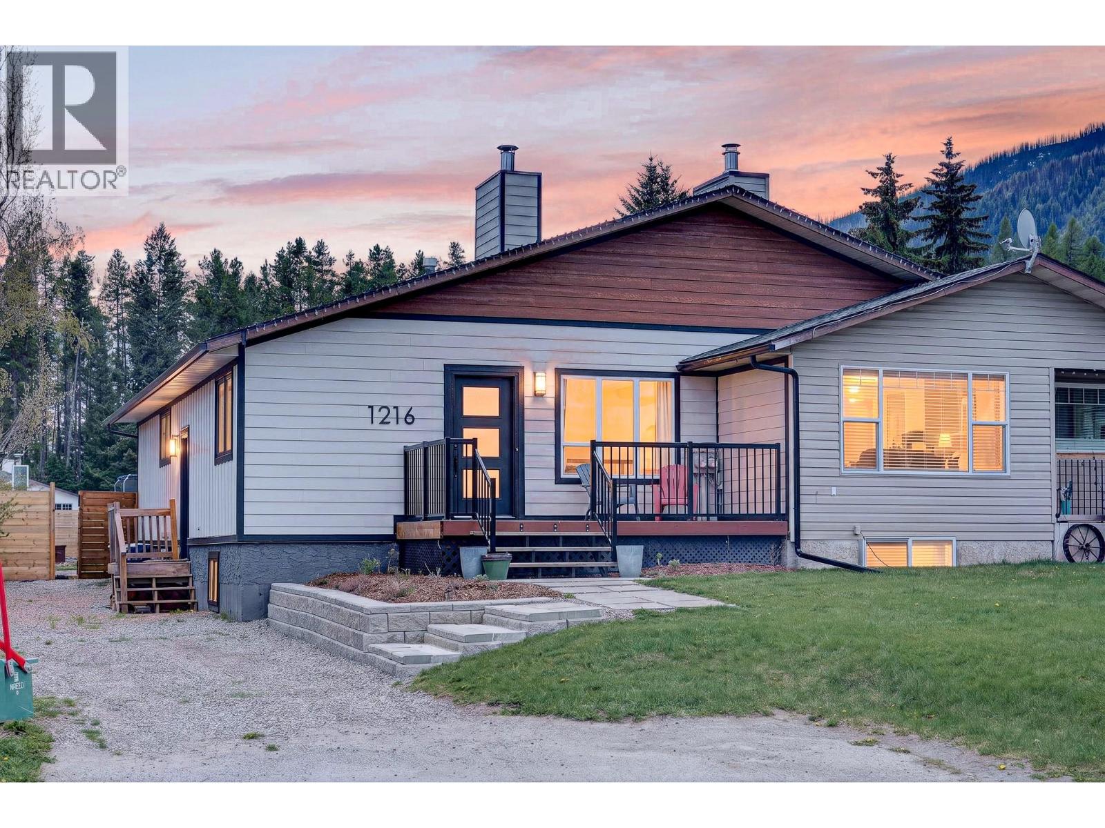 1216 Hickory Crescent, sparwood, British Columbia