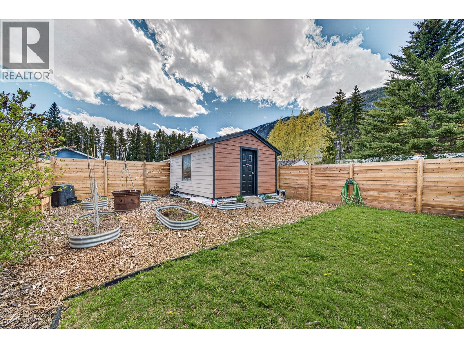 1216 Hickory Crescent, Sparwood, British Columbia  V0B 2G2 - Photo 46 - 10385685