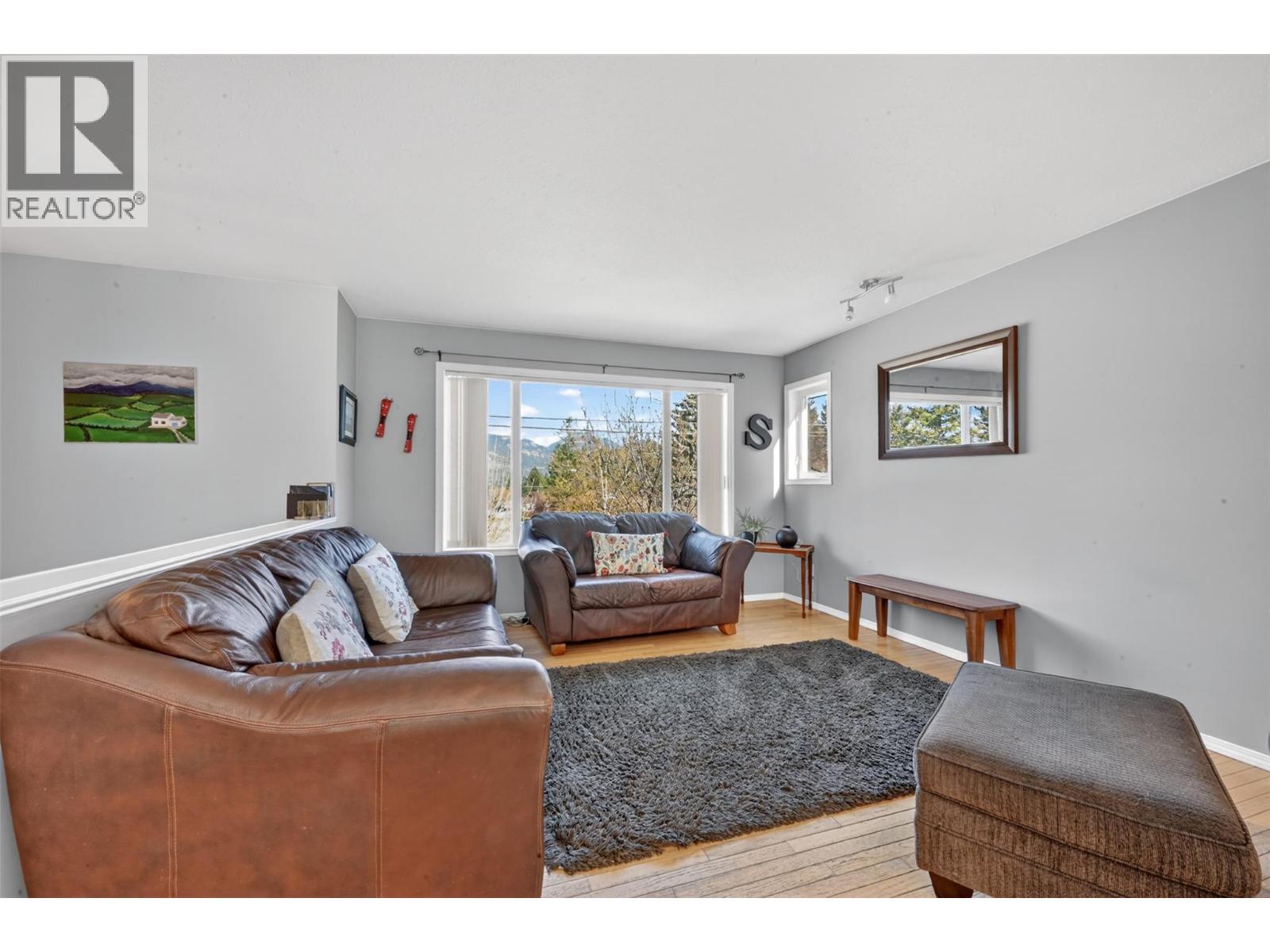 1710 15th Avenue, Invermere, British Columbia  V0A 1K4 - Photo 4 - 10386936