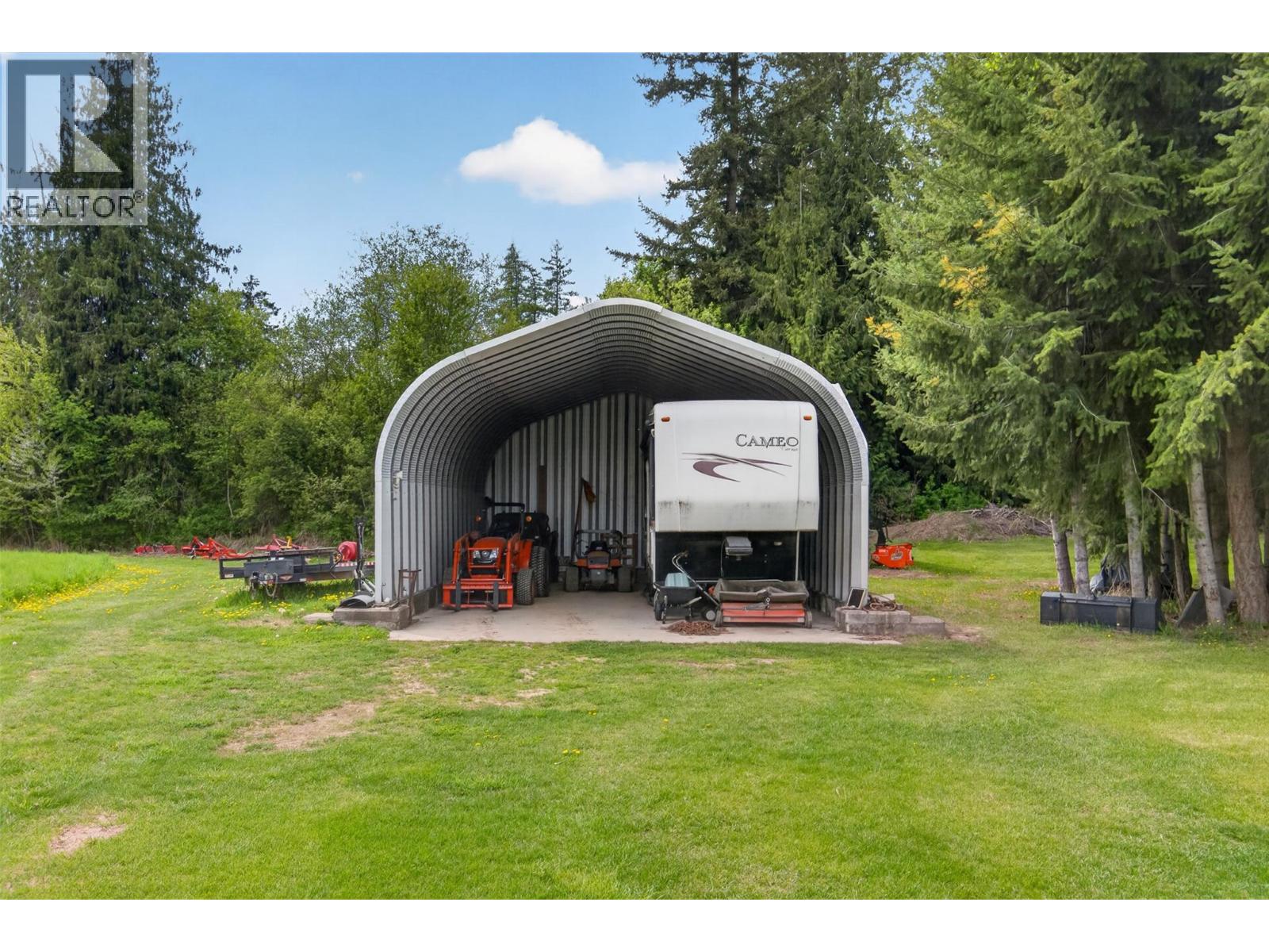1200 Trans Canada Highway, Sicamous, British Columbia  V0E 2V0 - Photo 37 - 10386801