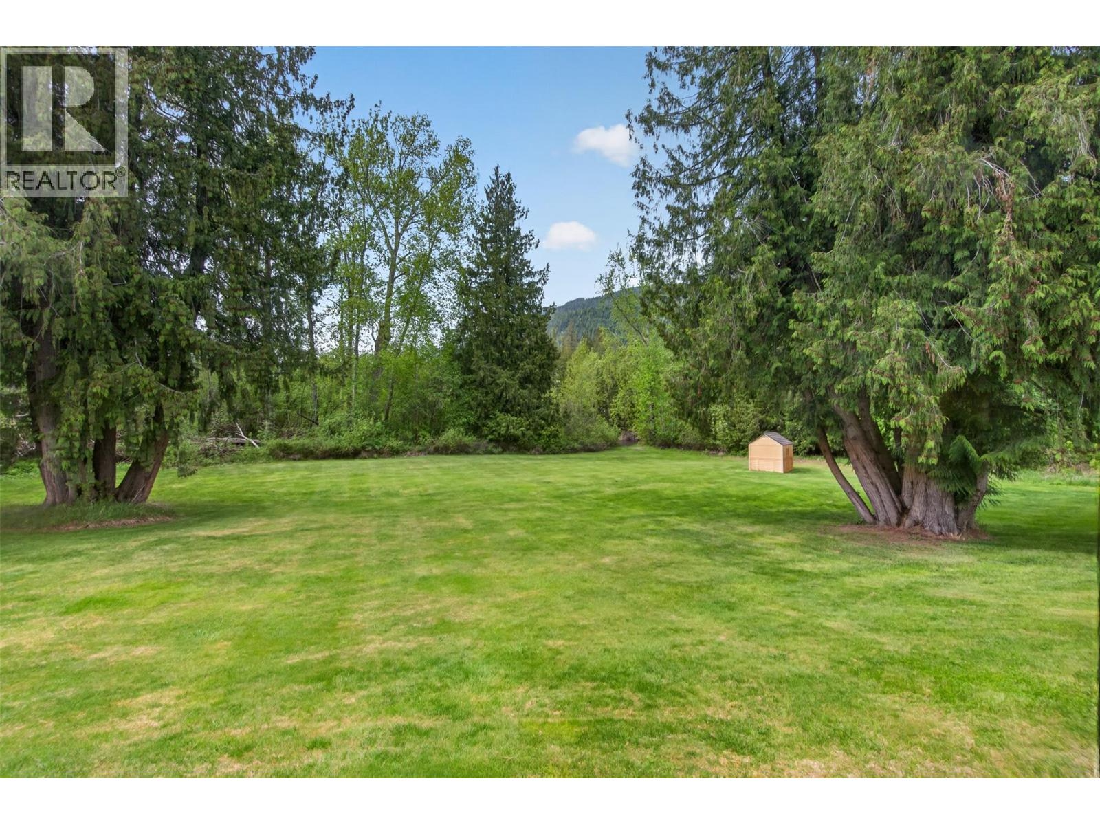 1200 Trans Canada Highway, Sicamous, British Columbia  V0E 2V0 - Photo 46 - 10386801