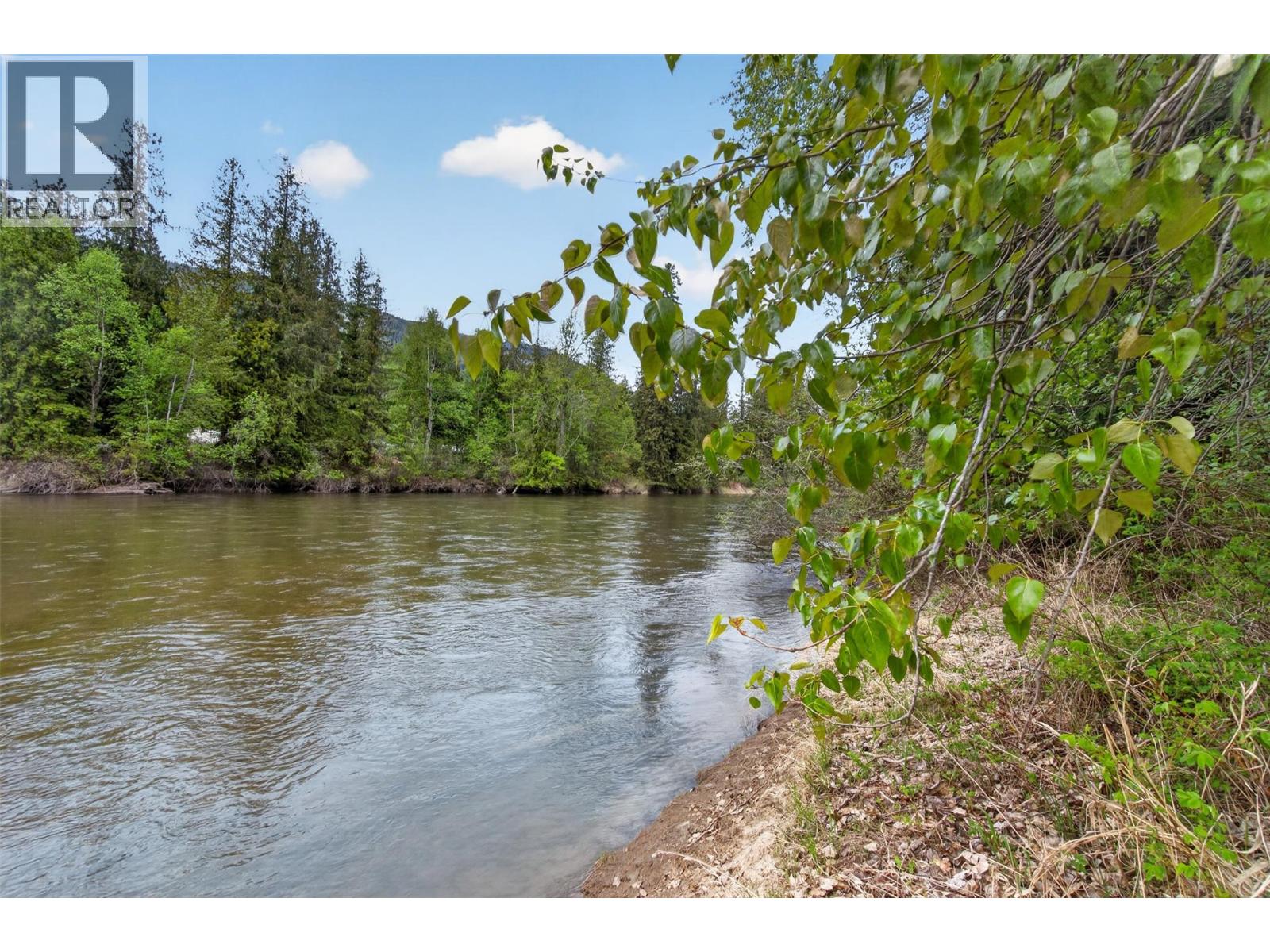 1200 Trans Canada Highway, Sicamous, British Columbia  V0E 2V0 - Photo 47 - 10386801