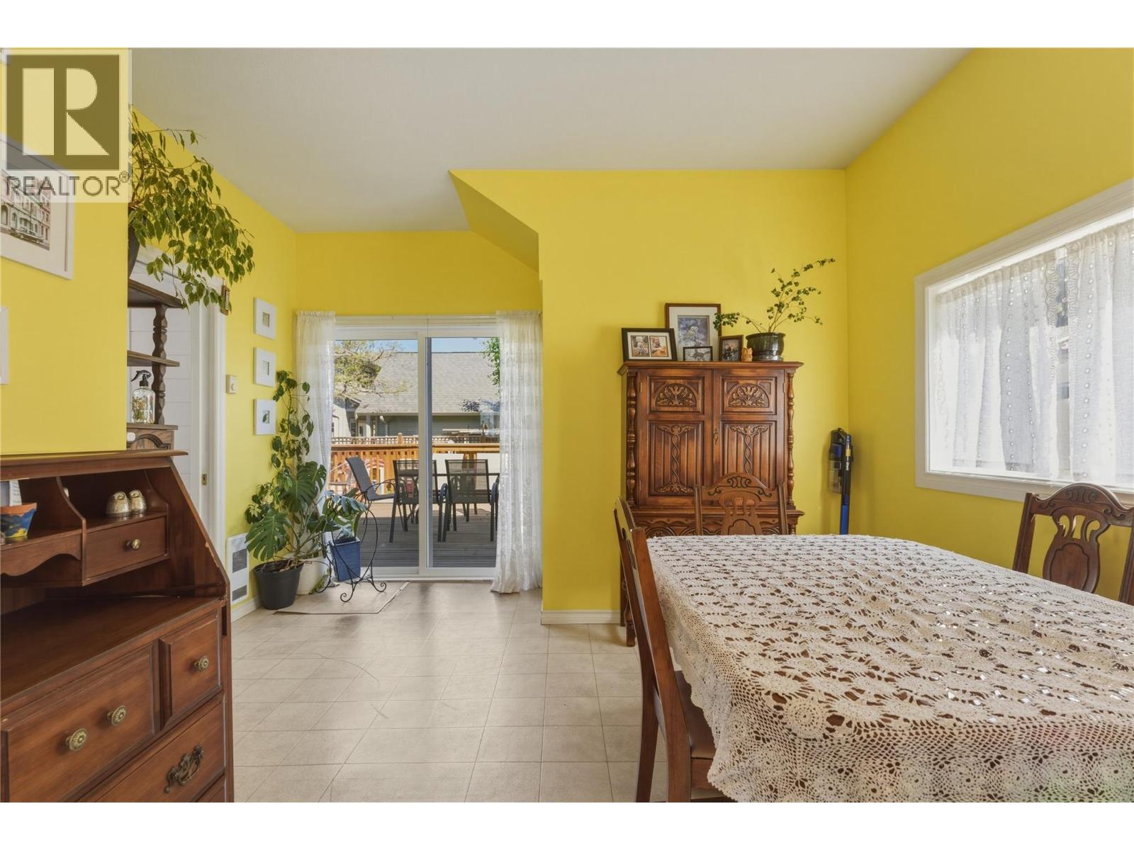 2355 Rosedale Avenue, Armstrong, British Columbia  V4Y 0B5 - Photo 16 - 10387289