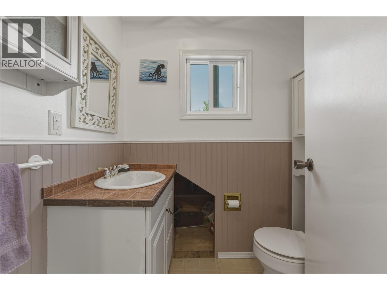 2355 Rosedale Avenue, Armstrong, British Columbia  V4Y 0B5 - Photo 31 - 10387289
