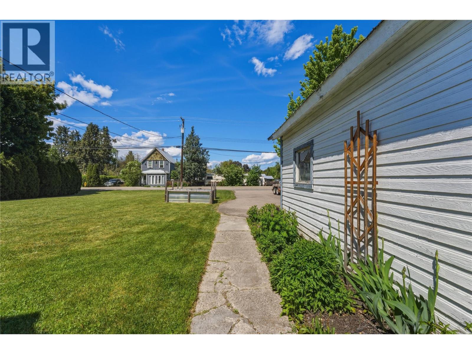 2355 Rosedale Avenue, Armstrong, British Columbia  V4Y 0B5 - Photo 41 - 10387289