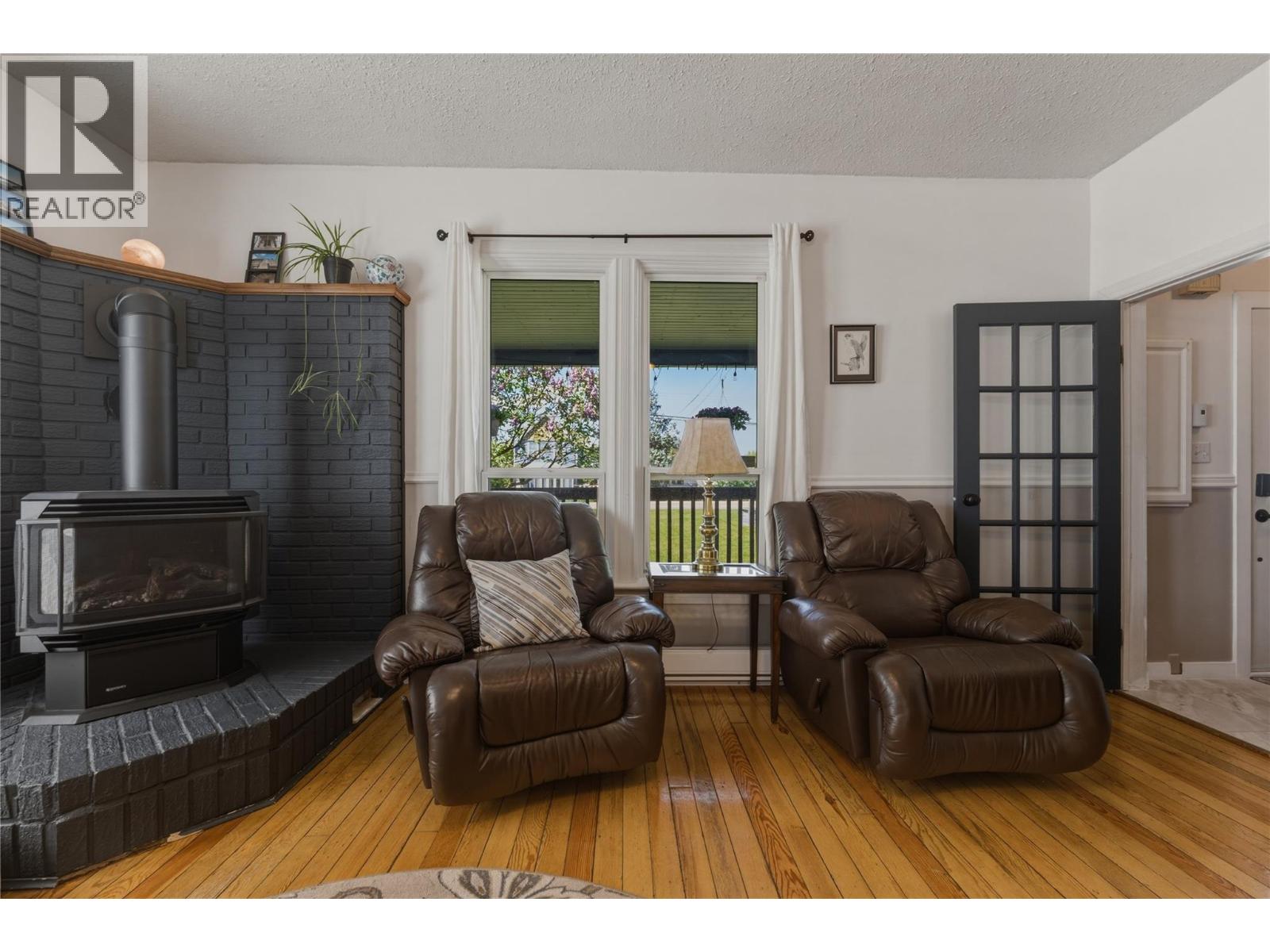2355 Rosedale Avenue, Armstrong, British Columbia  V4Y 0B5 - Photo 6 - 10387289