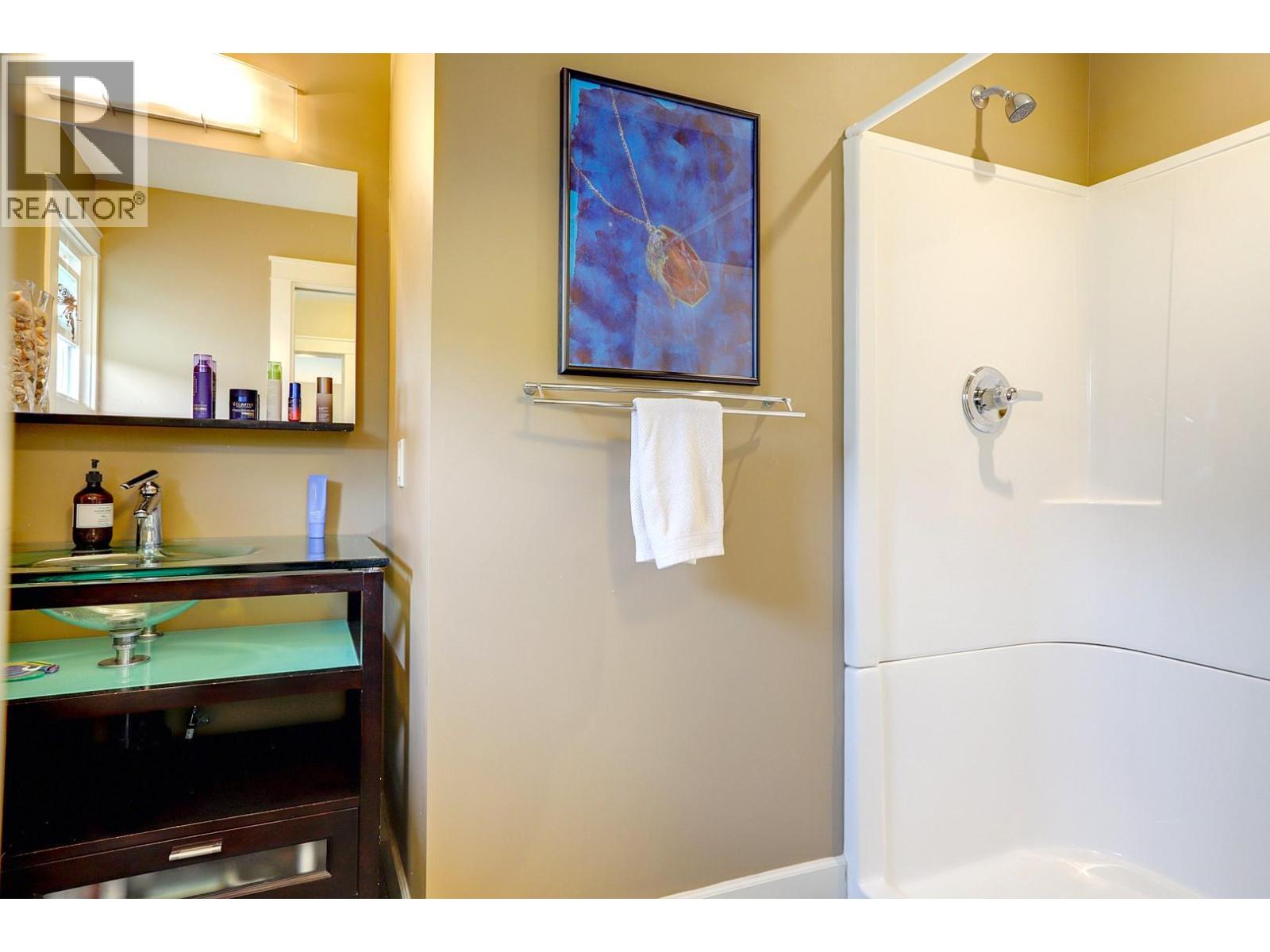 8308 Kalview Drive, Coldstream, British Columbia  V1B 1W7 - Photo 40 - 10386741