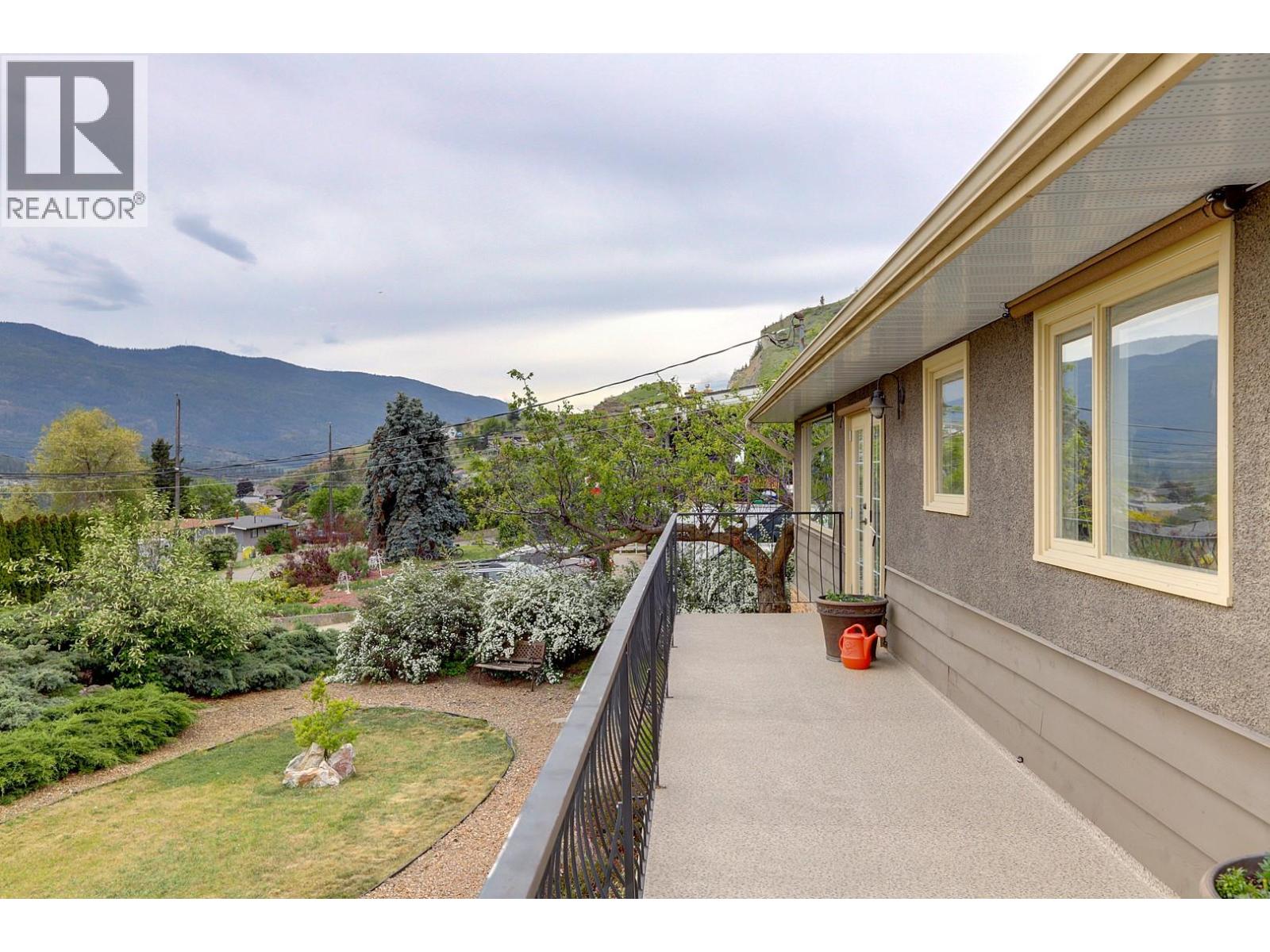 8308 Kalview Drive, Coldstream, British Columbia  V1B 1W7 - Photo 51 - 10386741