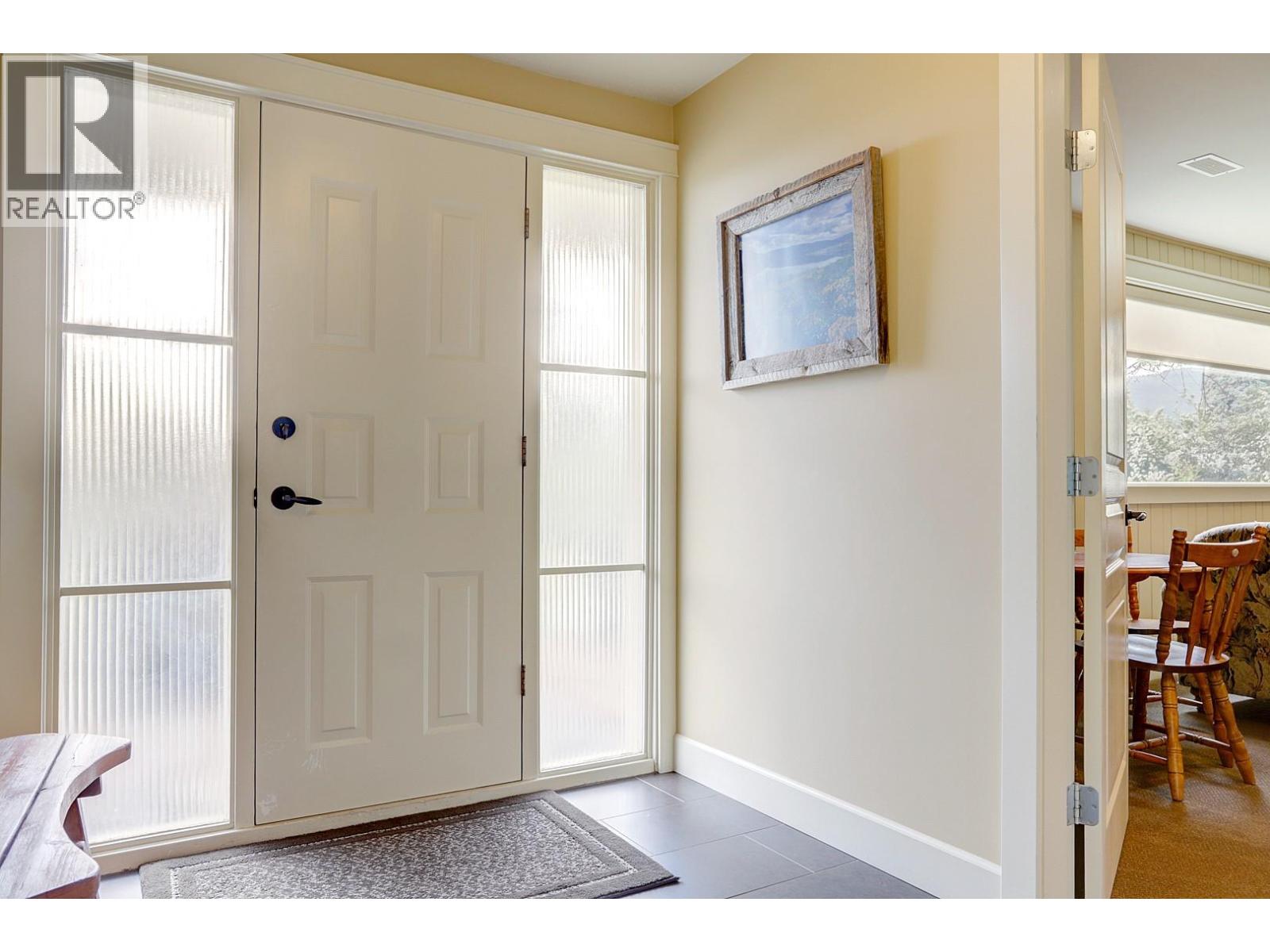 8308 Kalview Drive, Coldstream, British Columbia  V1B 1W7 - Photo 55 - 10386741