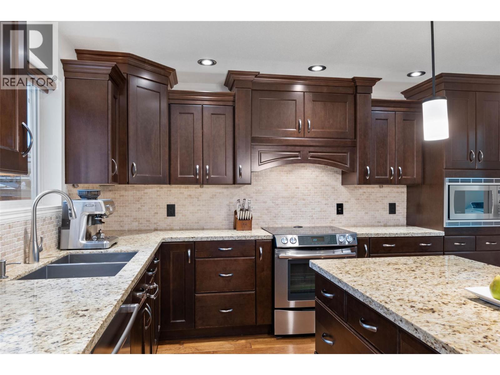 2345 Bramble Lane, Kamloops, British Columbia  V1S 1Y6 - Photo 11 - 10387270
