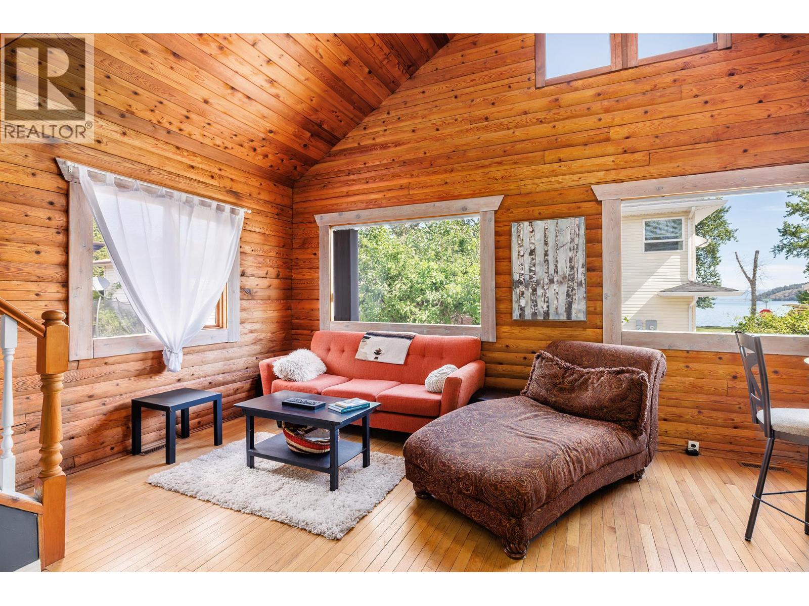 73 Elk Street, Vernon, British Columbia  V1H 2A1 - Photo 3 - 10387082