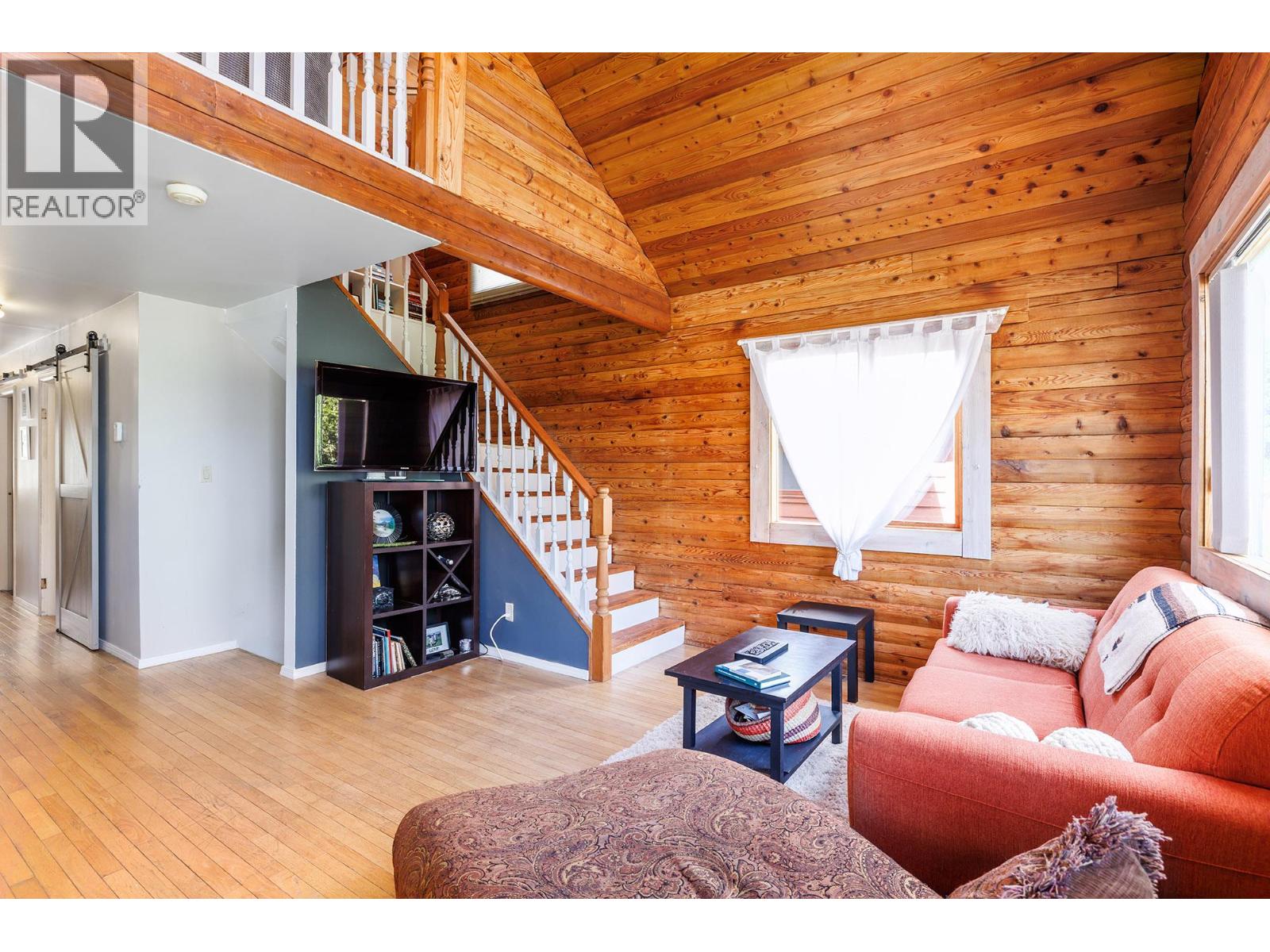 73 Elk Street, Vernon, British Columbia  V1H 2A1 - Photo 6 - 10387082