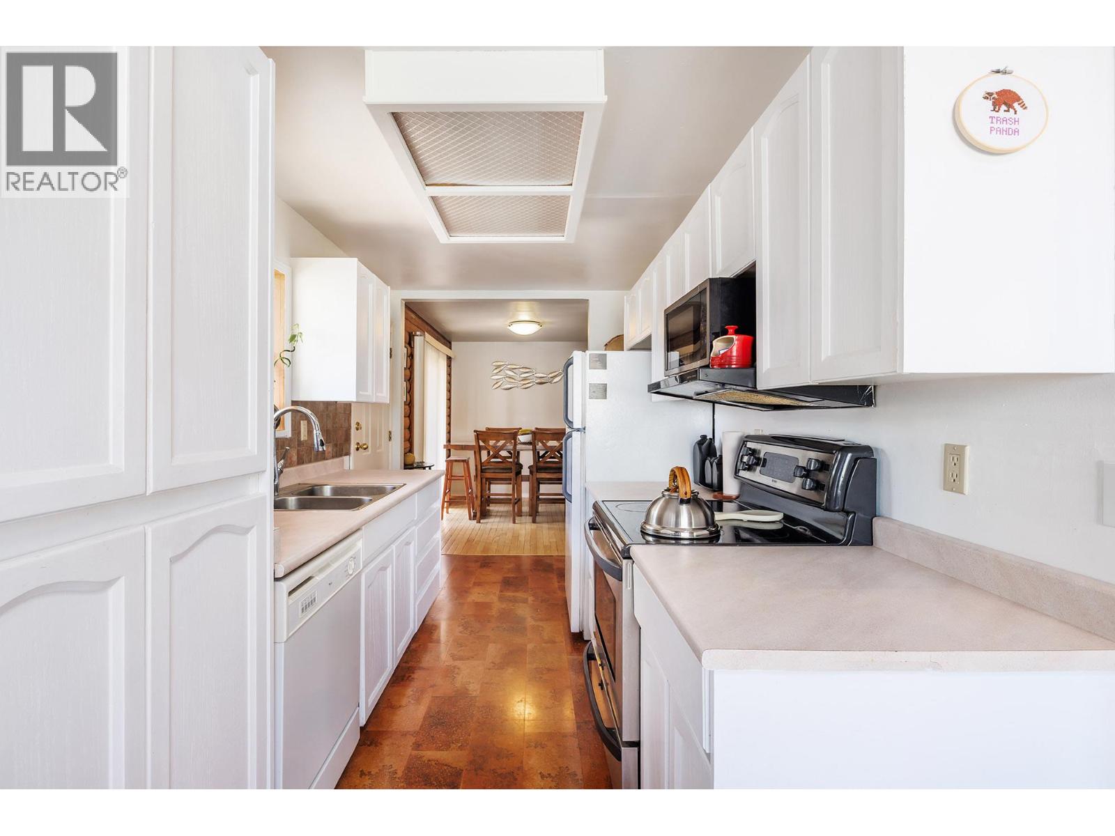 73 Elk Street, Vernon, British Columbia  V1H 2A1 - Photo 8 - 10387082