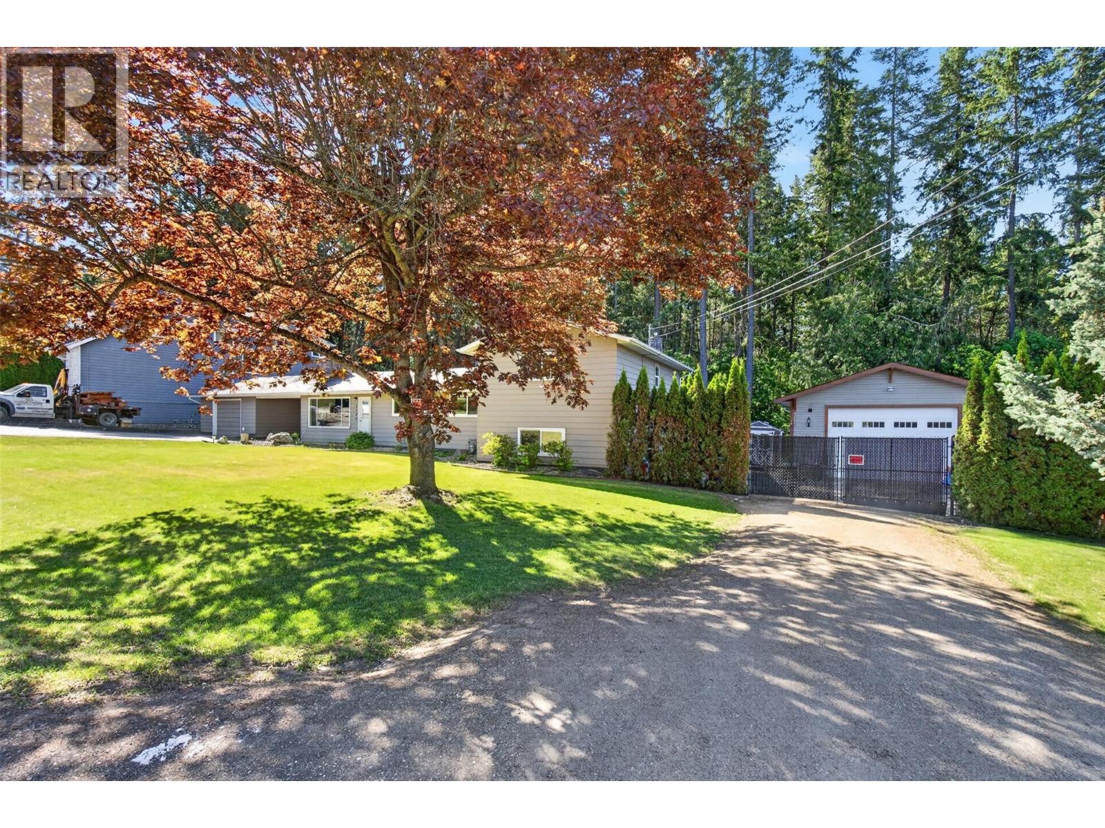 3180 28th Avenue Ne, Salmon Arm, British Columbia  V1E 3G1 - Photo 2 - 10387194