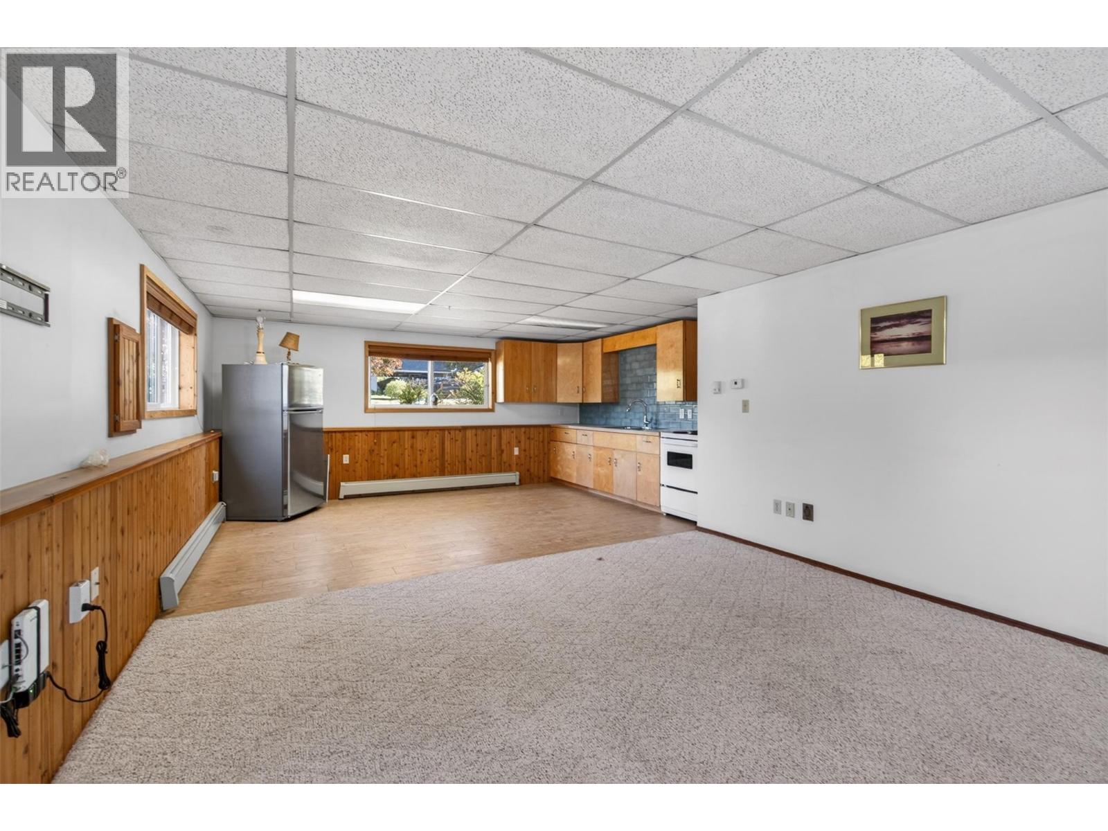 3180 28th Avenue Ne, Salmon Arm, British Columbia  V1E 3G1 - Photo 24 - 10387194