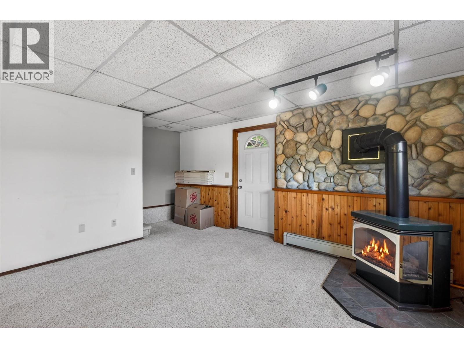3180 28th Avenue Ne, Salmon Arm, British Columbia  V1E 3G1 - Photo 27 - 10387194