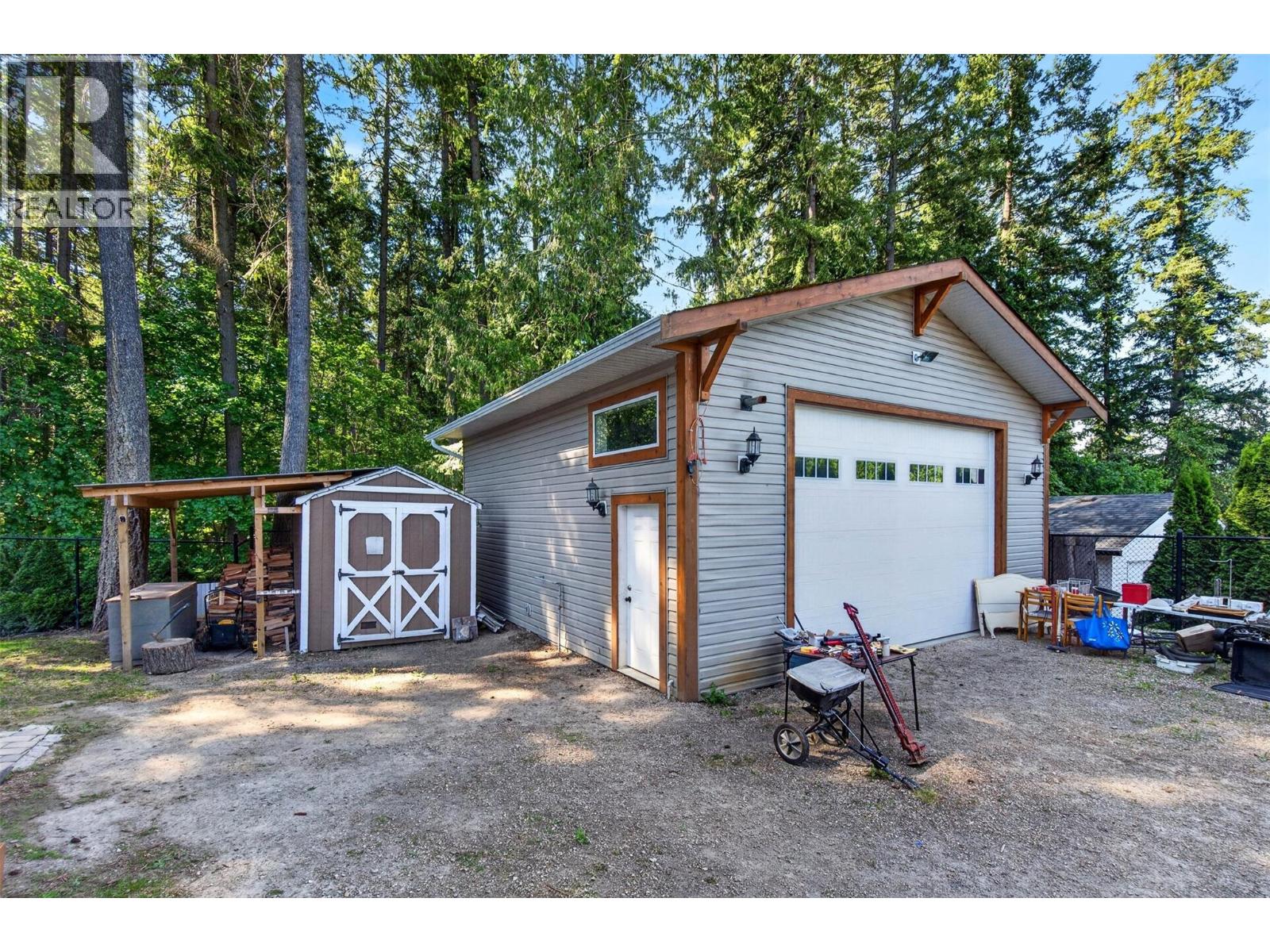 3180 28th Avenue Ne, Salmon Arm, British Columbia  V1E 3G1 - Photo 59 - 10387194
