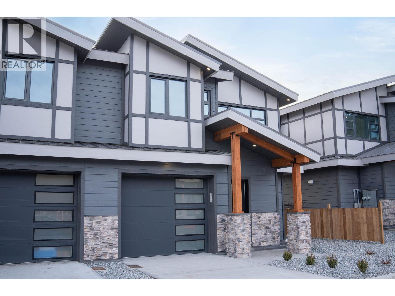 3210 Salmon Road Unit# 3, West Kelowna, British Columbia  V4T 1A7 - Photo 3 - 10387078