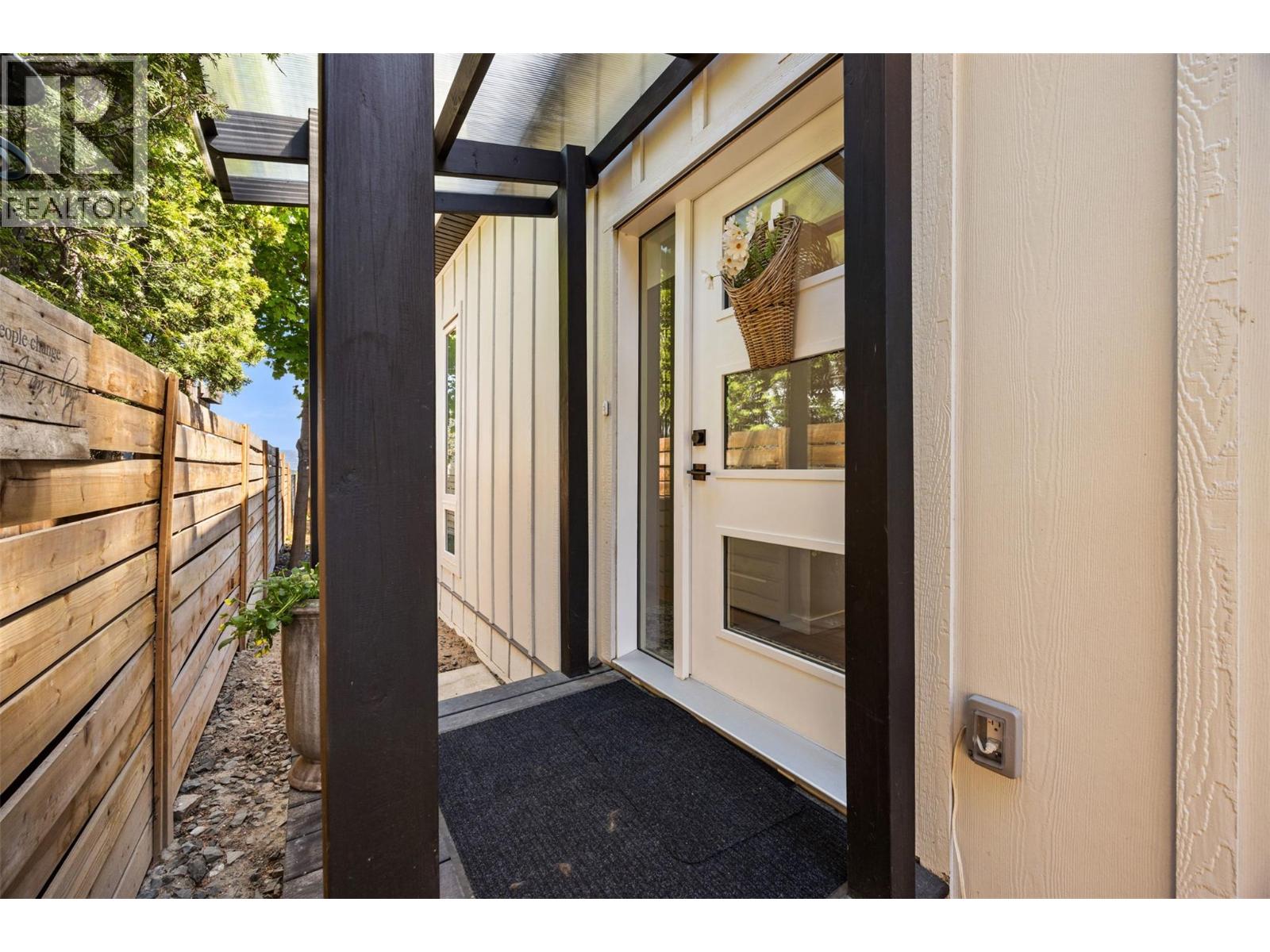 1018 West Kelowna Road, West Kelowna, British Columbia  V1Z 3B7 - Photo 29 - 10386605