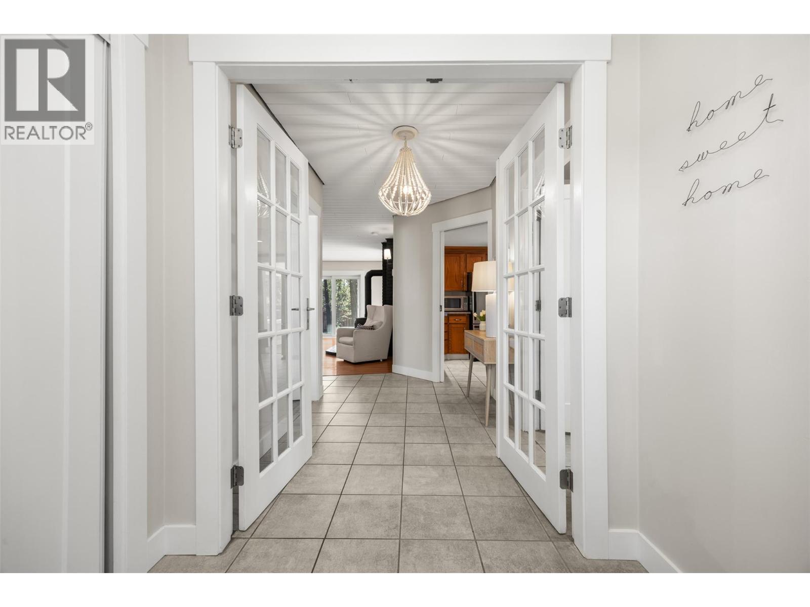 1018 West Kelowna Road, West Kelowna, British Columbia  V1Z 3B7 - Photo 6 - 10386605