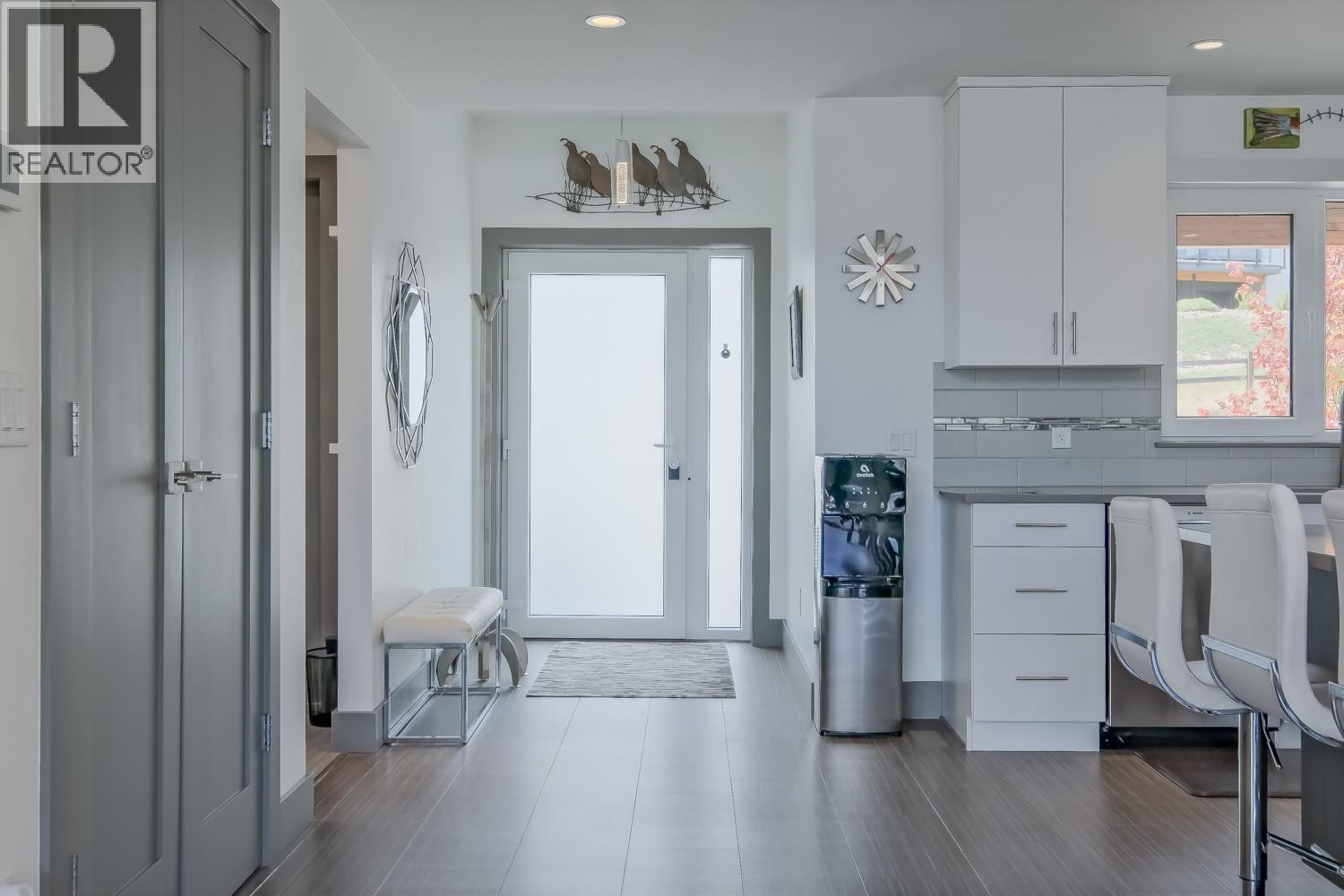 137 View Lane, Penticton, British Columbia  V2A 0A6 - Photo 7 - 10386938
