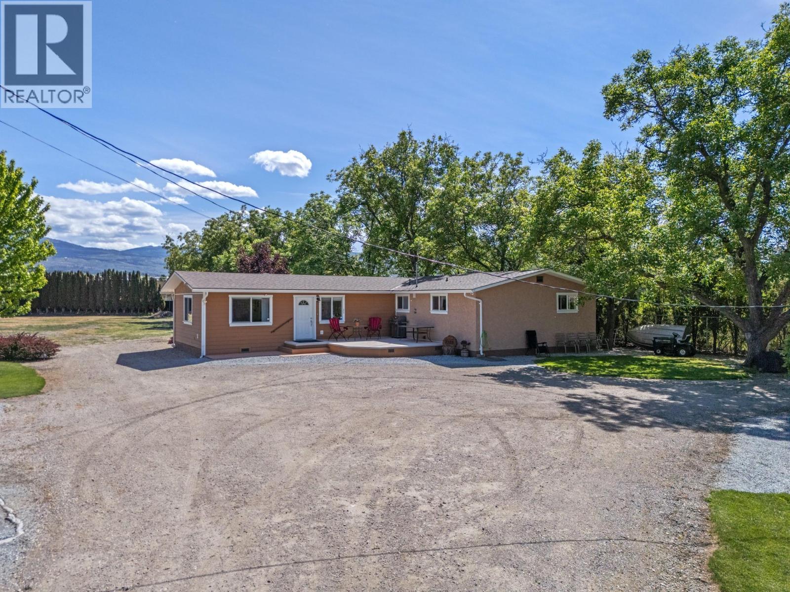 1789 Munson Road, Kelowna, British Columbia  V1W 2G8 - Photo 3 - 10386411