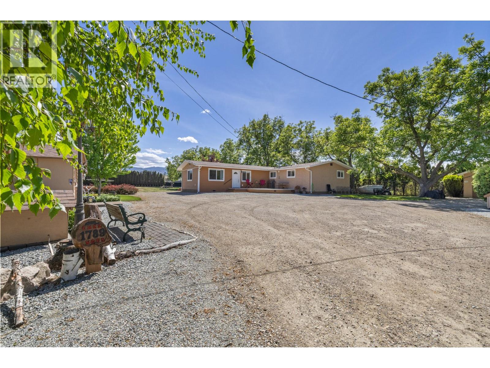 1789 Munson Road, Kelowna, British Columbia  V1W 2G8 - Photo 41 - 10386411