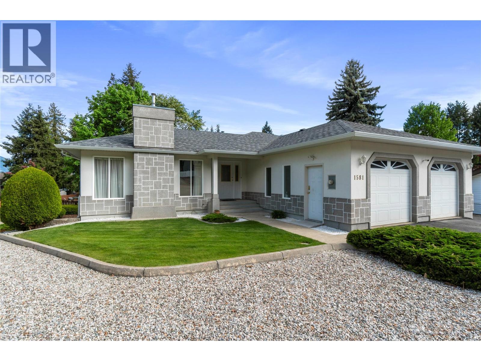 1581 16 Avenue Se, Salmon Arm, British Columbia  V1E 2M7 - Photo 3 - 10385570