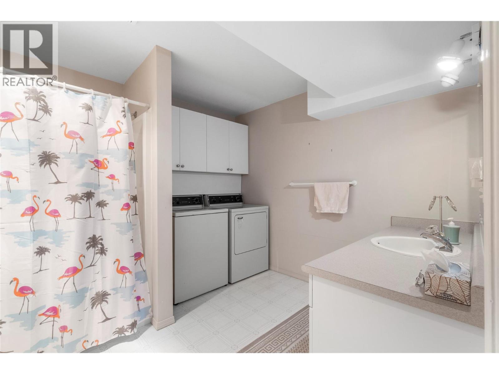 1581 16 Avenue Se, Salmon Arm, British Columbia  V1E 2M7 - Photo 36 - 10385570