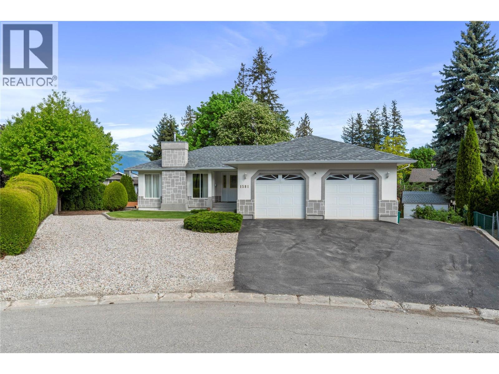 1581 16 Avenue Se, Salmon Arm, British Columbia  V1E 2M7 - Photo 48 - 10385570