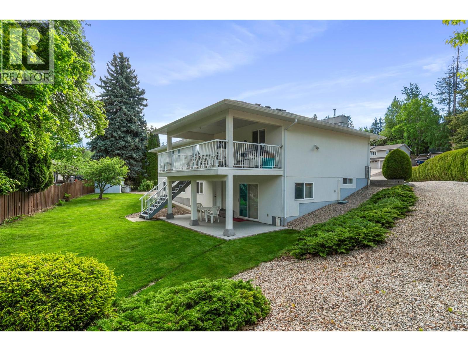 1581 16 Avenue Se, Salmon Arm, British Columbia  V1E 2M7 - Photo 6 - 10385570
