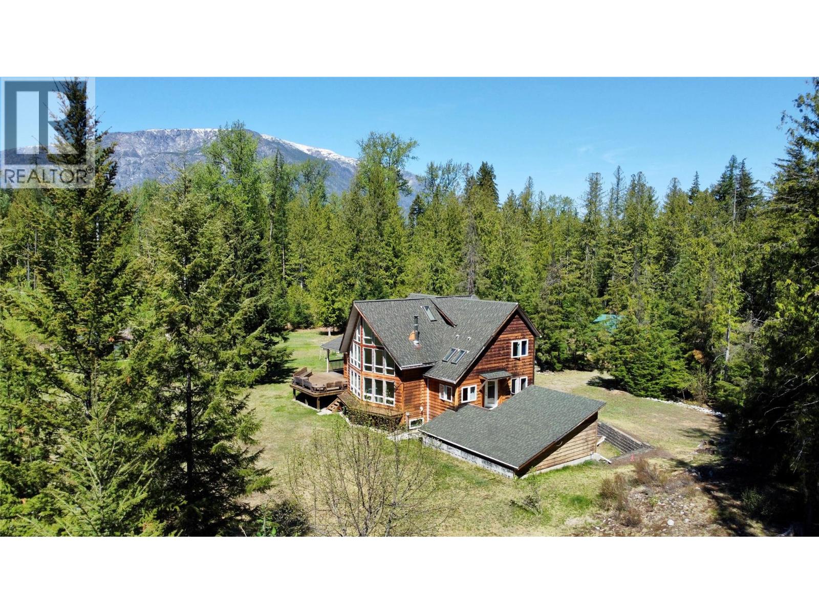 390 Silver Queen Road, Burton, British Columbia  V0G 1R0 - Photo 2 - 10386687