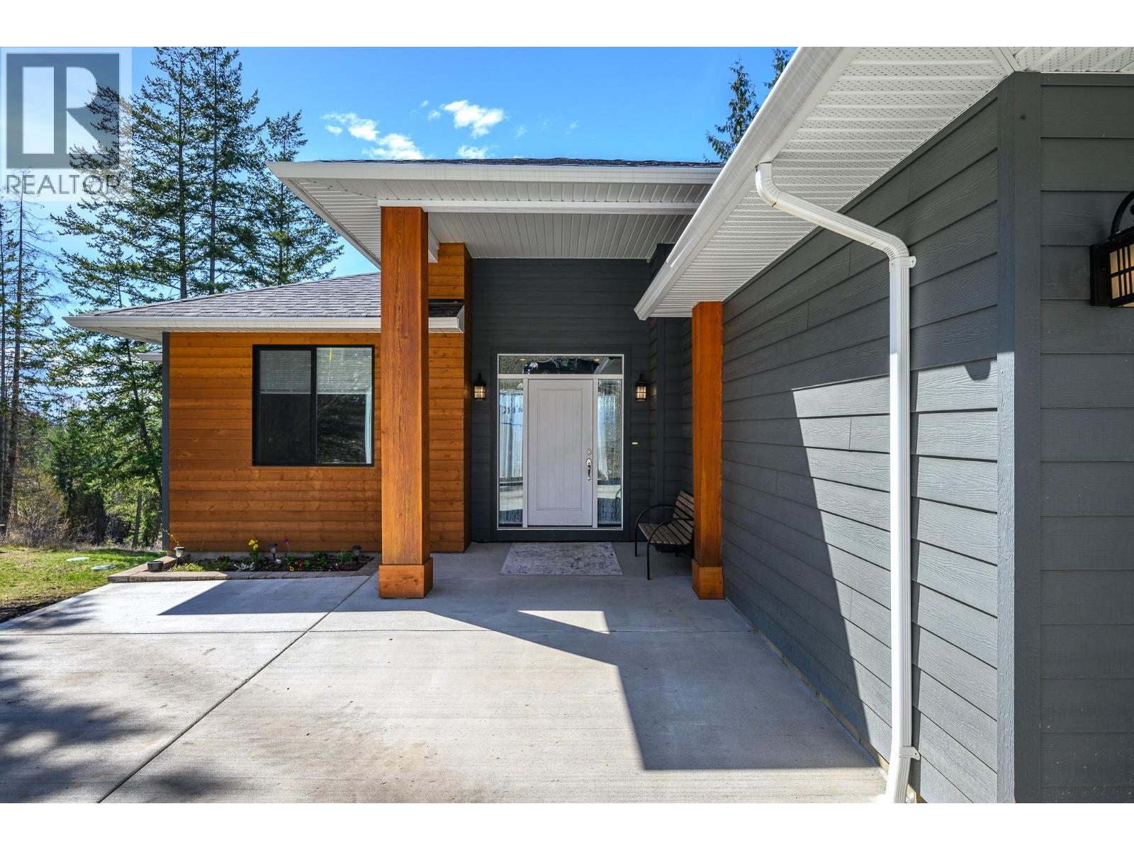 5720 Hartnell Road Unit# 1, Vernon, British Columbia  V1B 3J5 - Photo 3 - 10387324