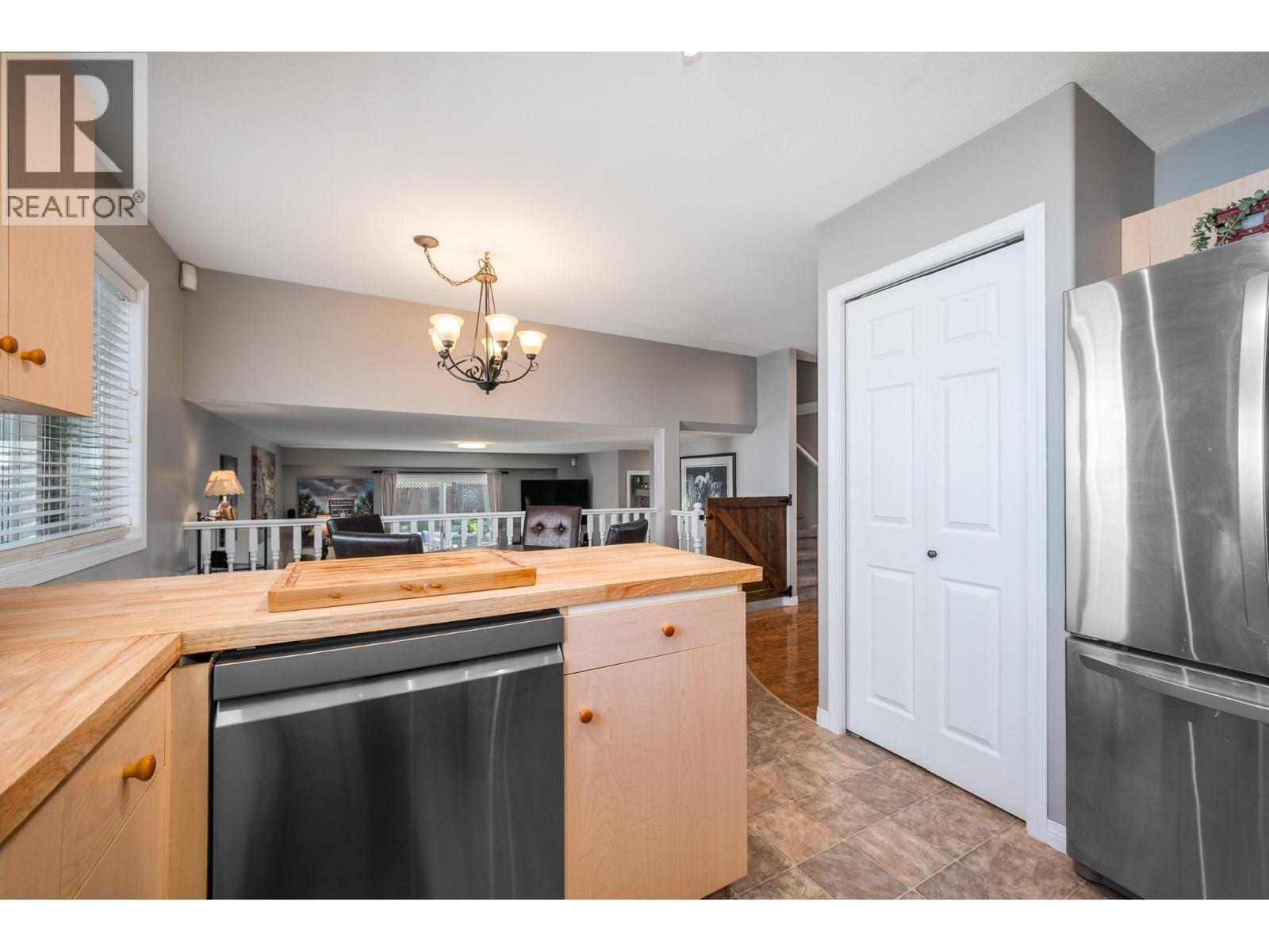 4450 Postill Drive Unit# 8, Kelowna, British Columbia  V1X 7T9 - Photo 10 - 10386789