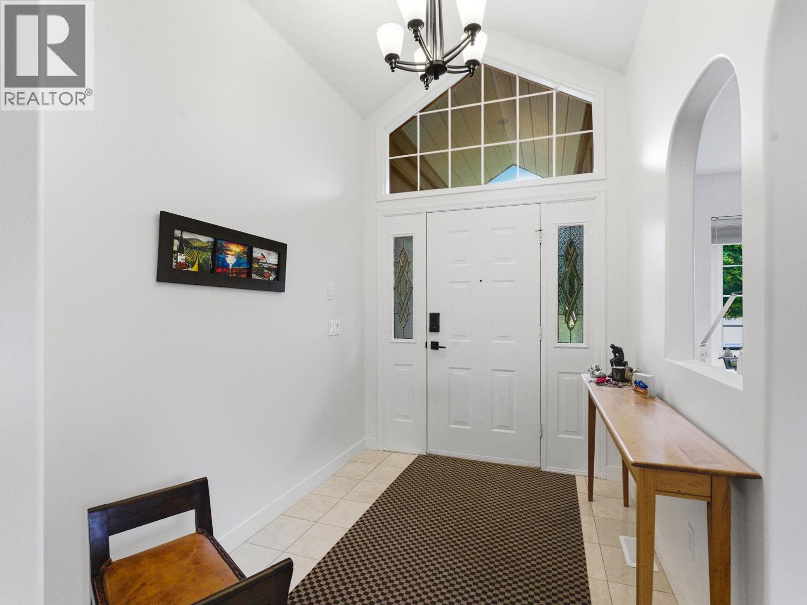 650 Lexington Drive Unit# 304, Kelowna, British Columbia  V1W 3B6 - Photo 5 - 10386733