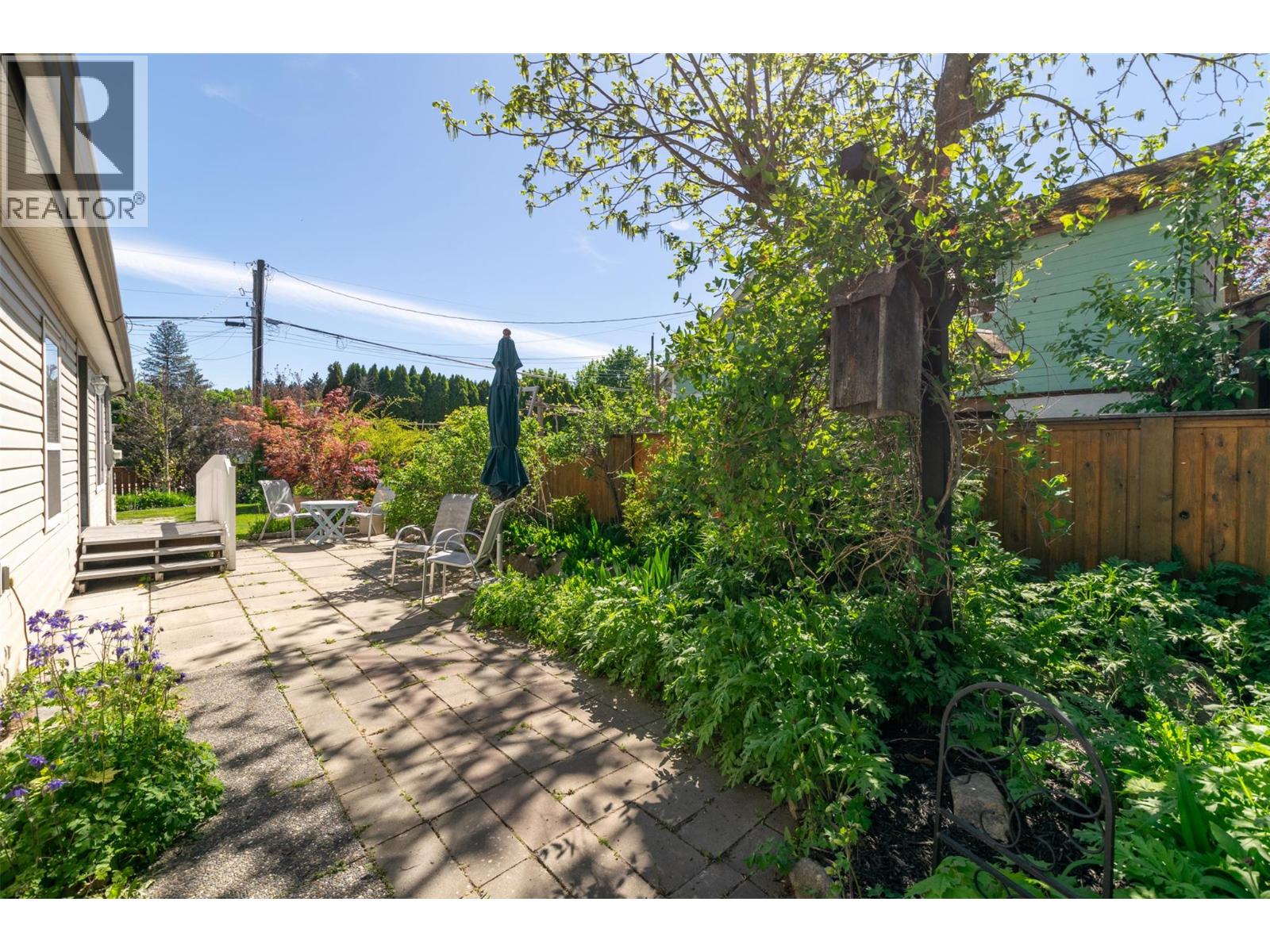 111 1 Street Se, Salmon Arm, British Columbia  V1E 4H6 - Photo 36 - 10386931