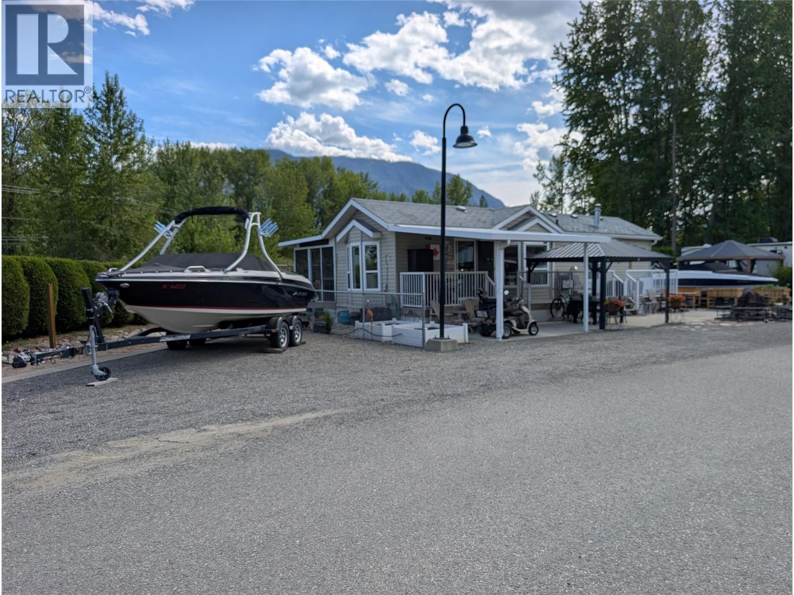 2633 Squilax Anglemont Road Lot# 10, lee creek, British Columbia
