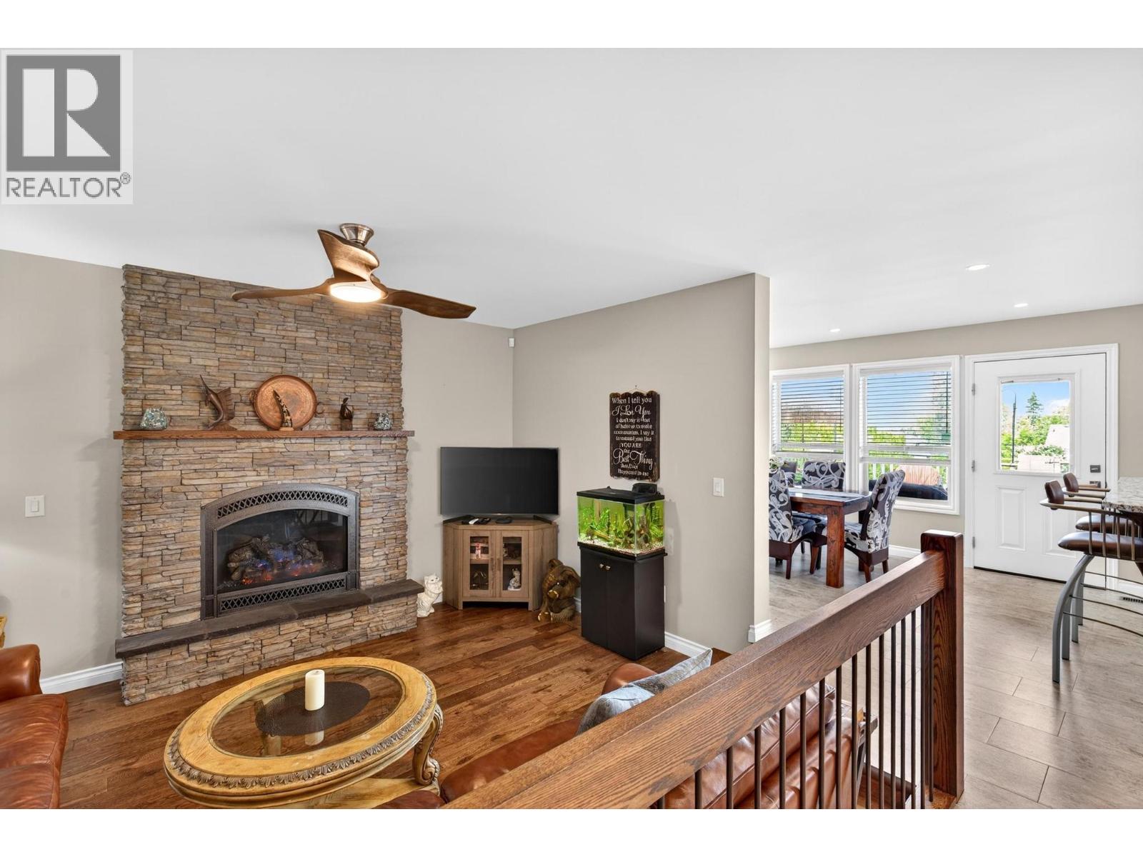 1544 Woodridge Road, Kelowna, British Columbia  V1W 2Z9 - Photo 10 - 10386230