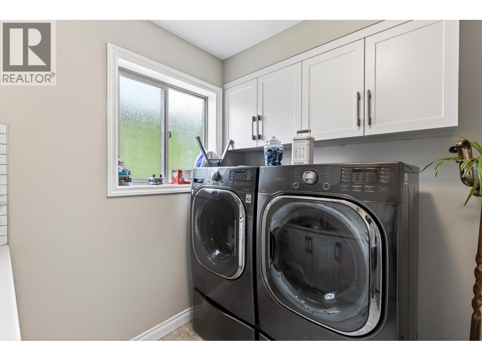 1544 Woodridge Road, Kelowna, British Columbia  V1W 2Z9 - Photo 31 - 10386230