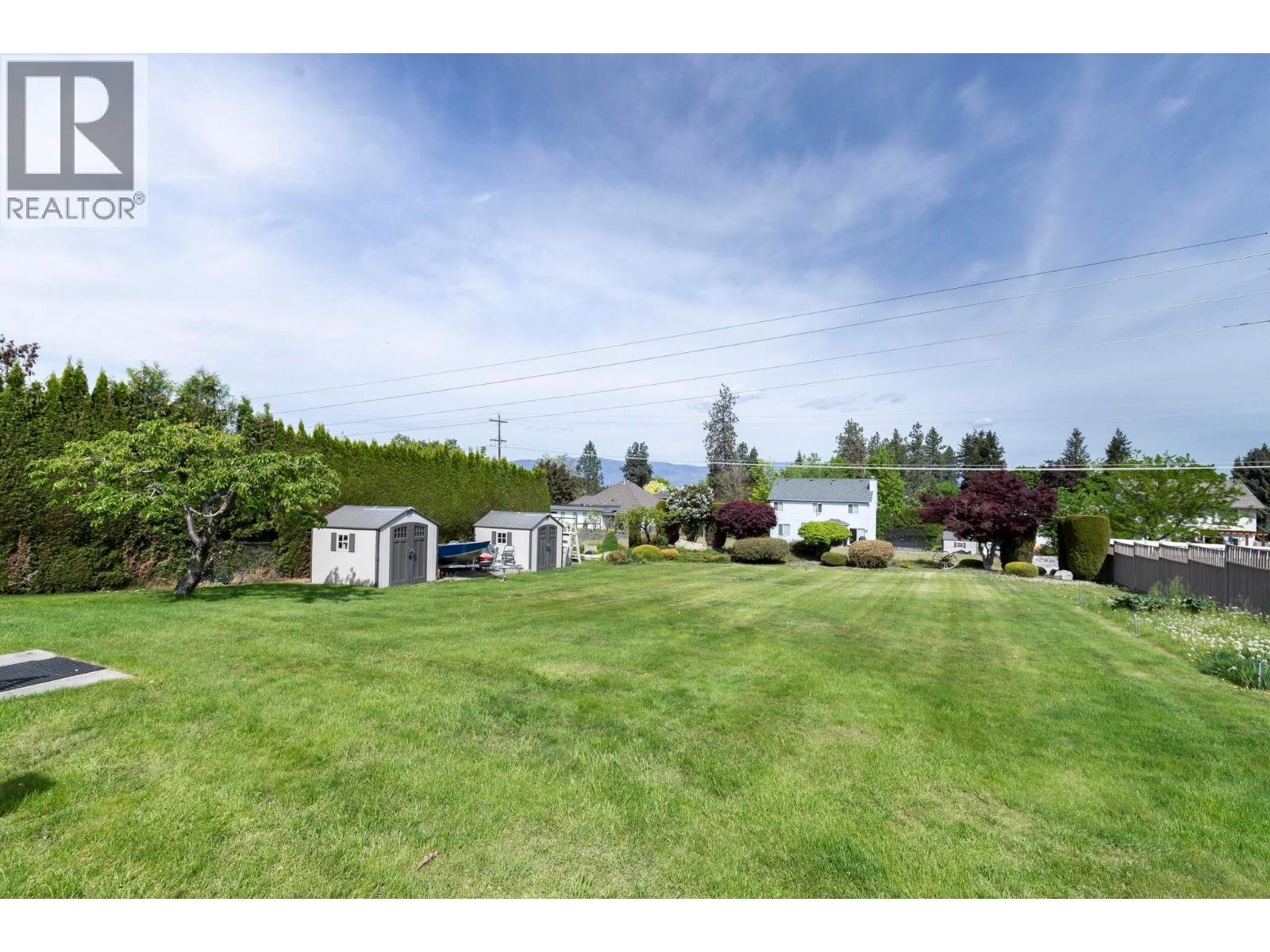 1544 Woodridge Road, Kelowna, British Columbia  V1W 2Z9 - Photo 40 - 10386230