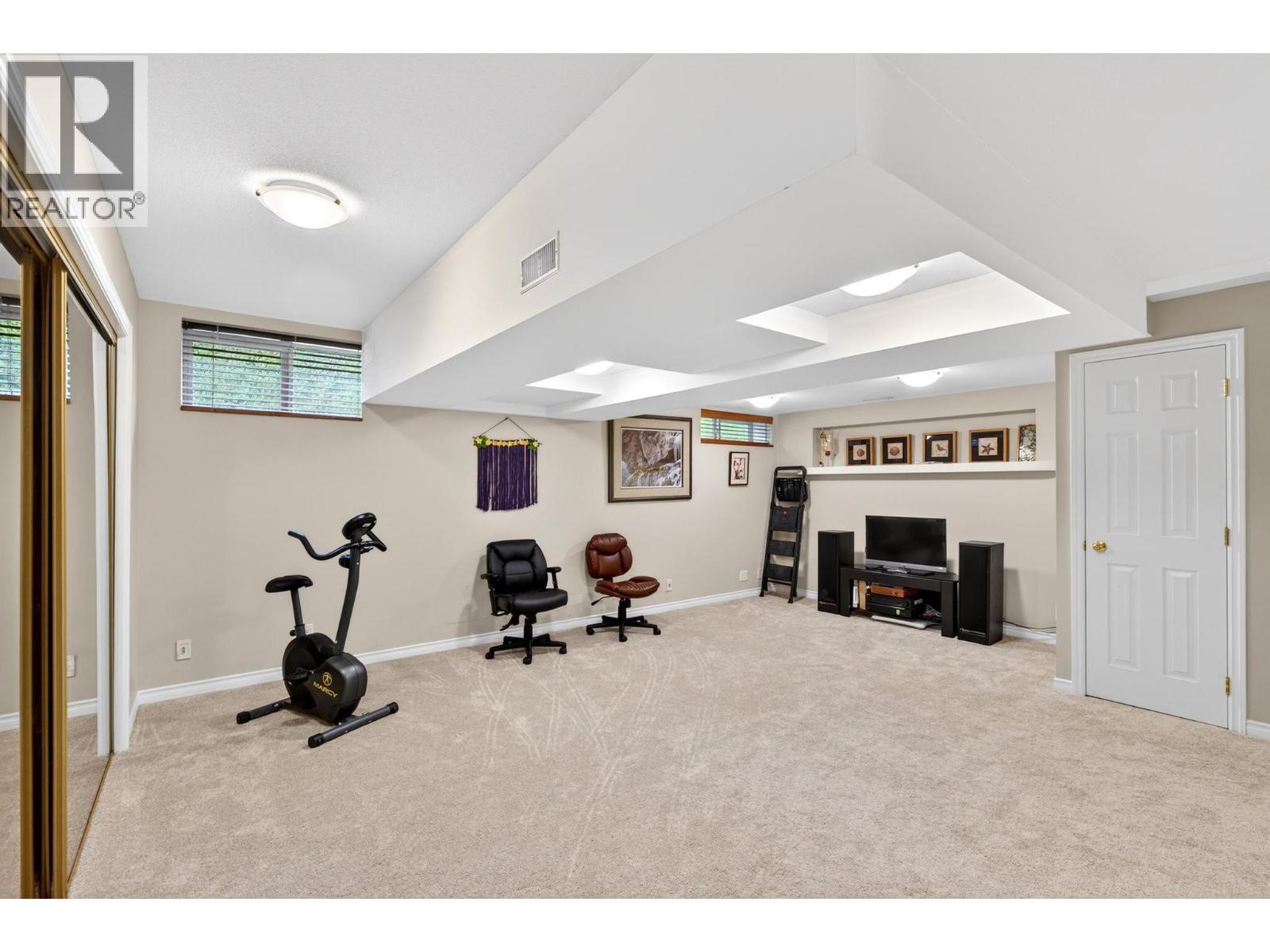 1544 Woodridge Road, Kelowna, British Columbia  V1W 2Z9 - Photo 46 - 10386230
