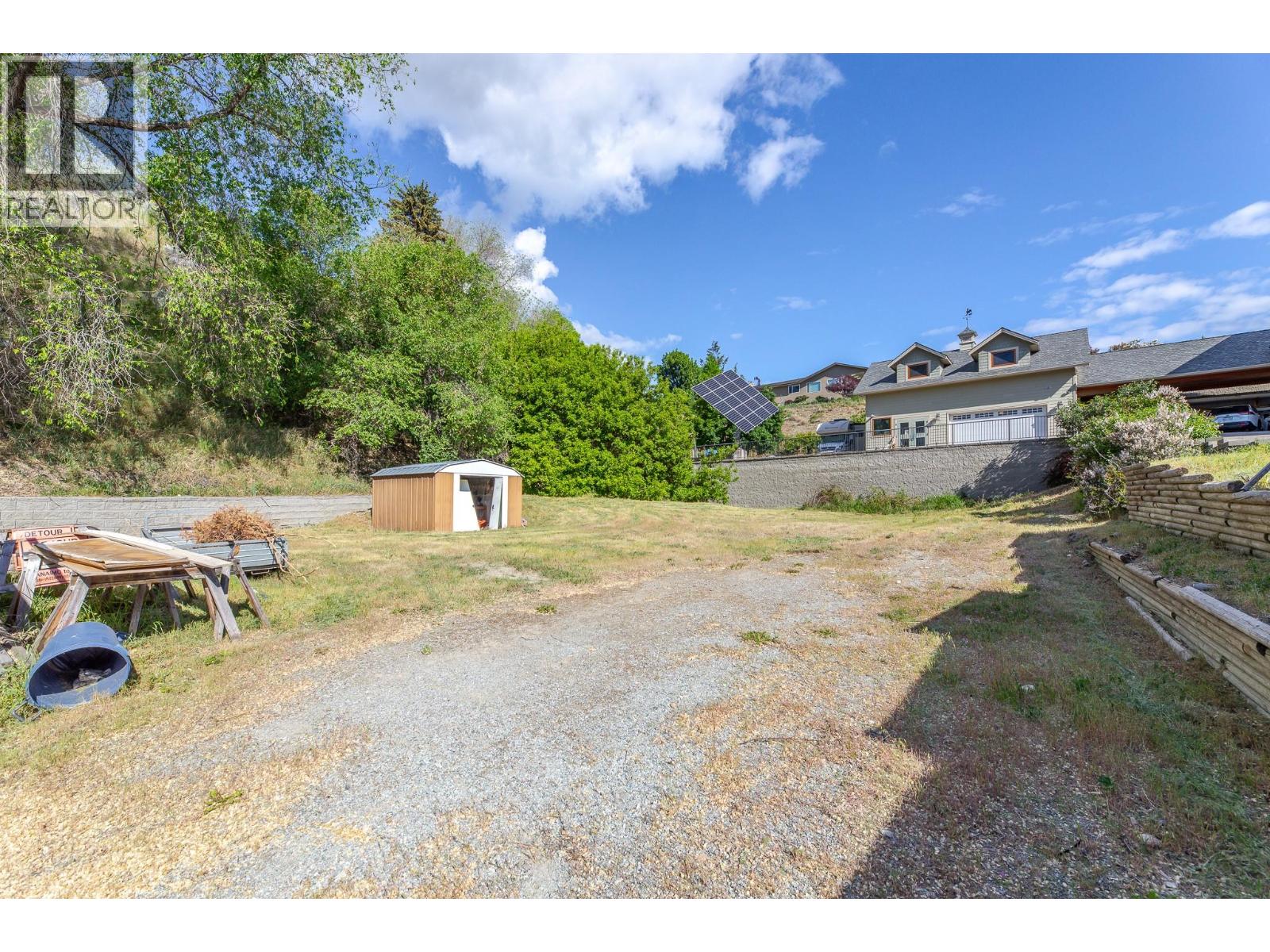 6108 Austin Street, Summerland, British Columbia  V0H 1Z1 - Photo 2 - 10386074